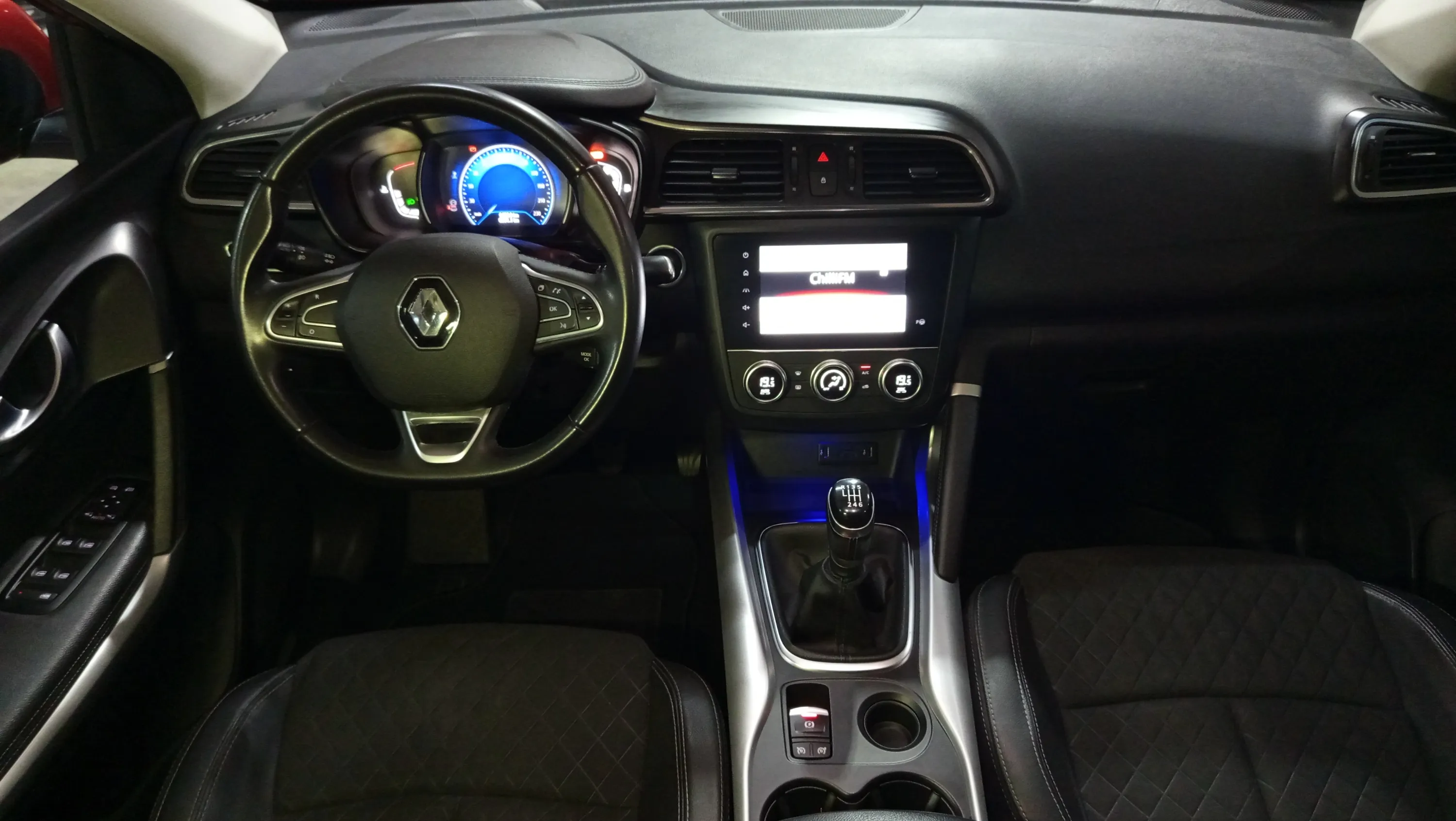Renault Kadjar Techno GPF TCe - foto 23