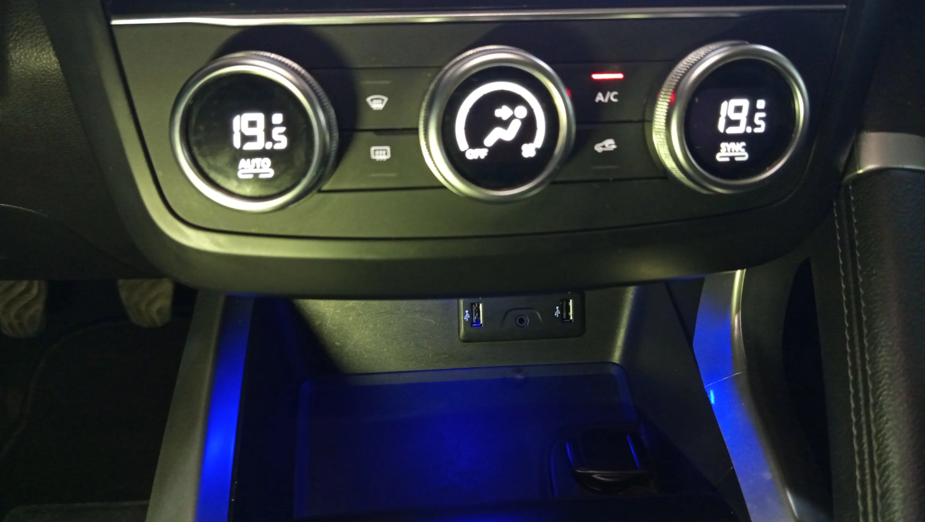 Renault Kadjar Techno GPF TCe - foto 18