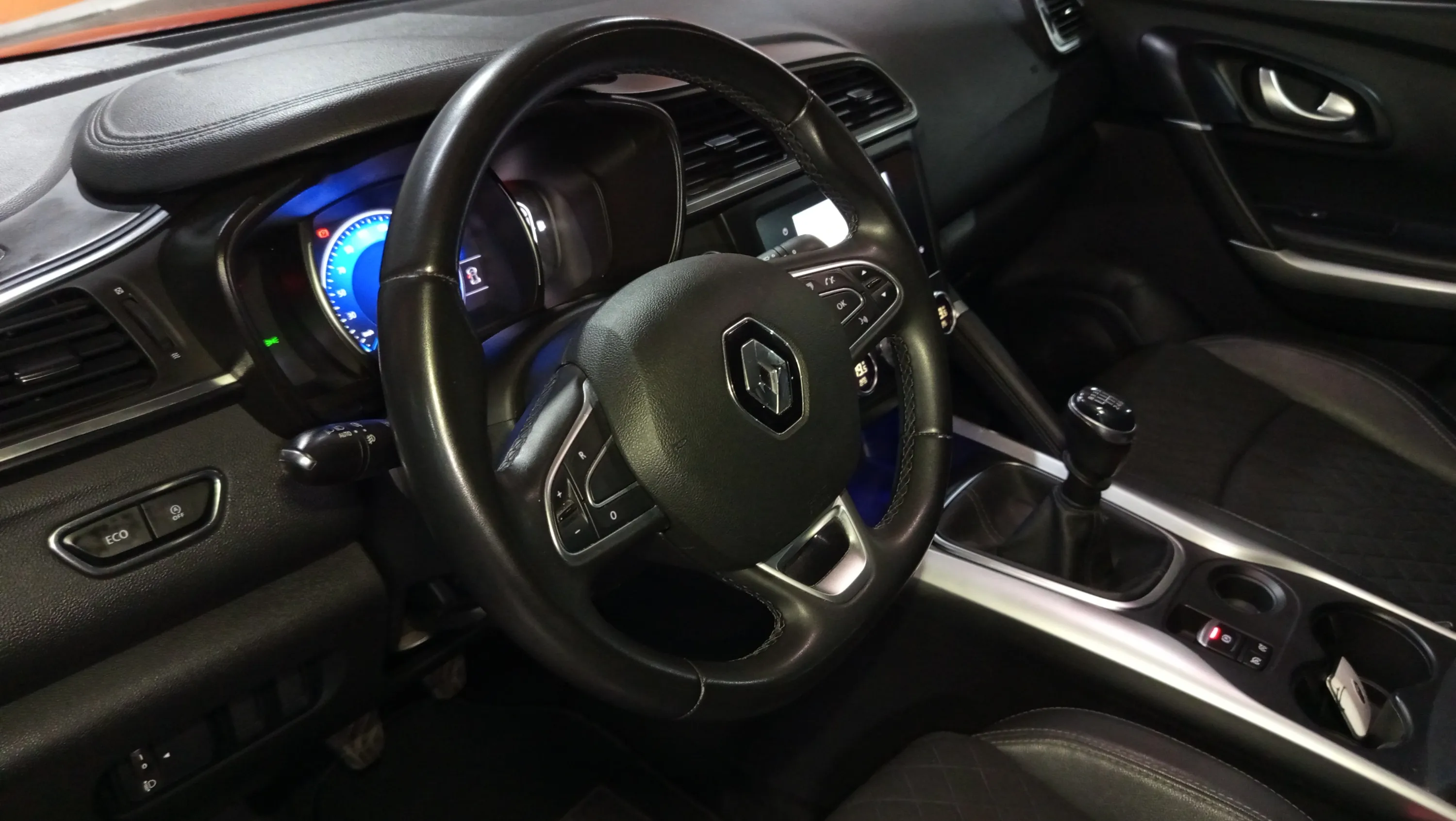 Renault Kadjar Techno GPF TCe - foto 29