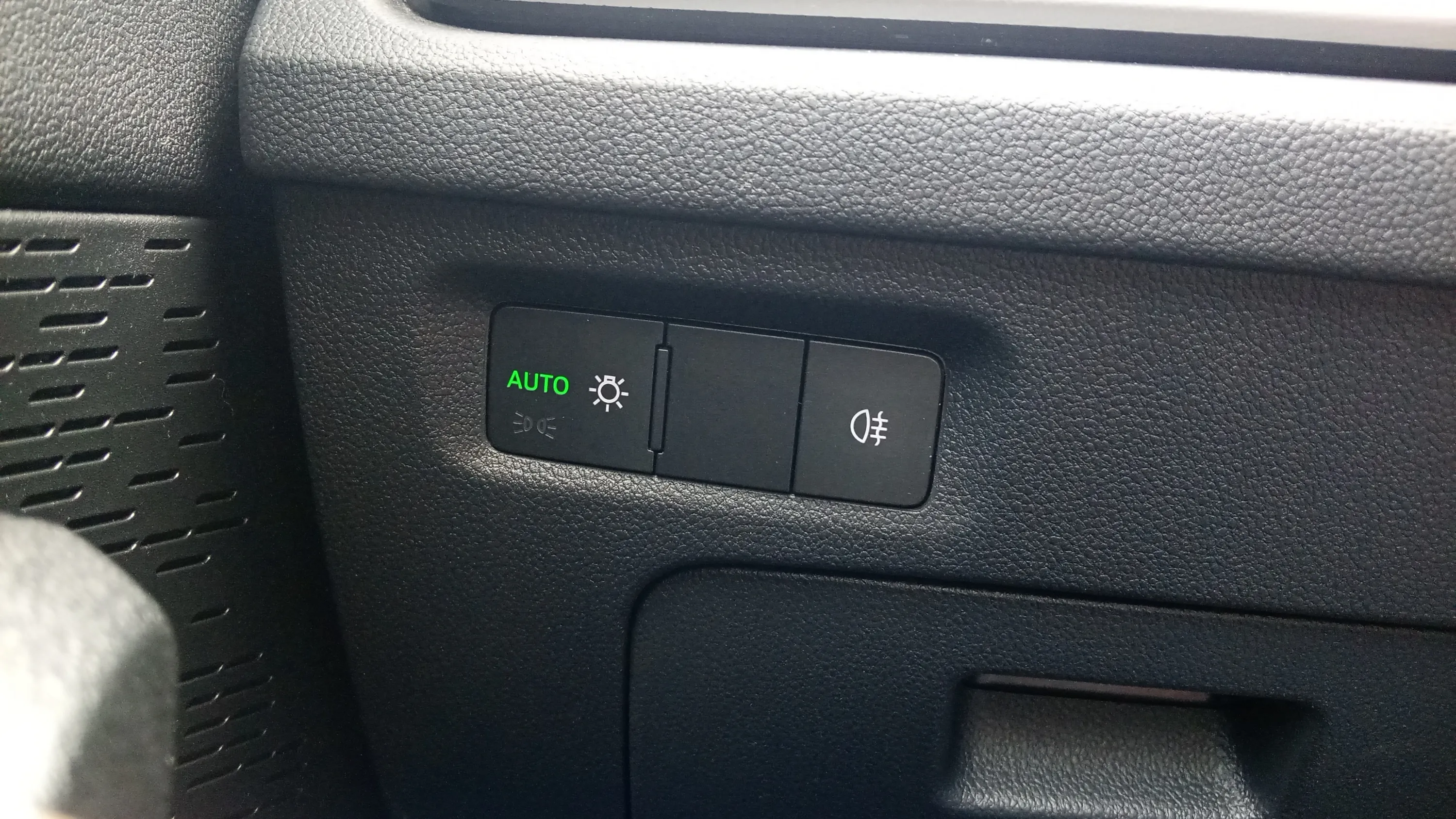 Škoda Octavia 2.0 TDI Ambition - foto 21