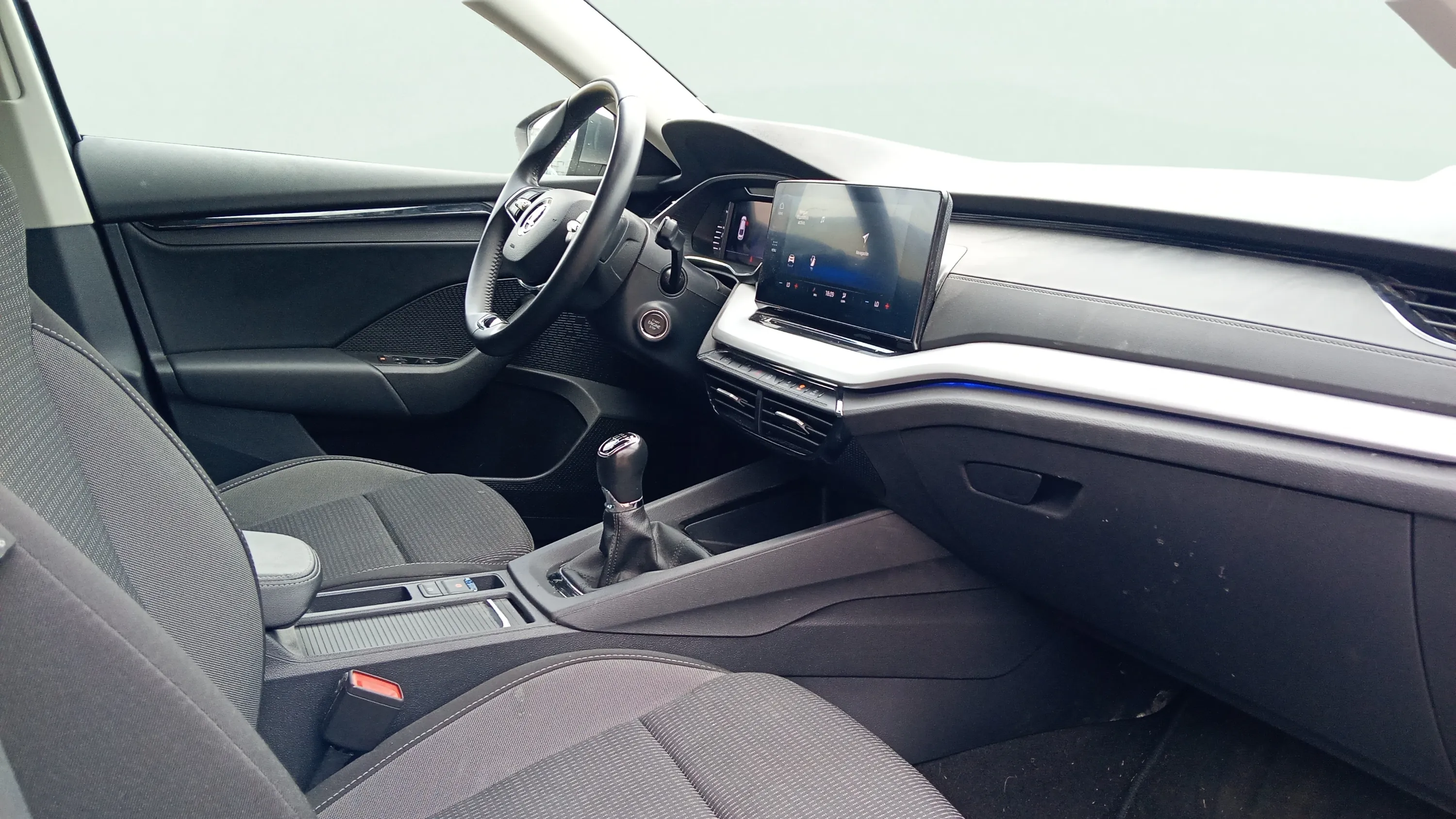 Škoda Octavia 2.0 TDI Ambition - foto 13