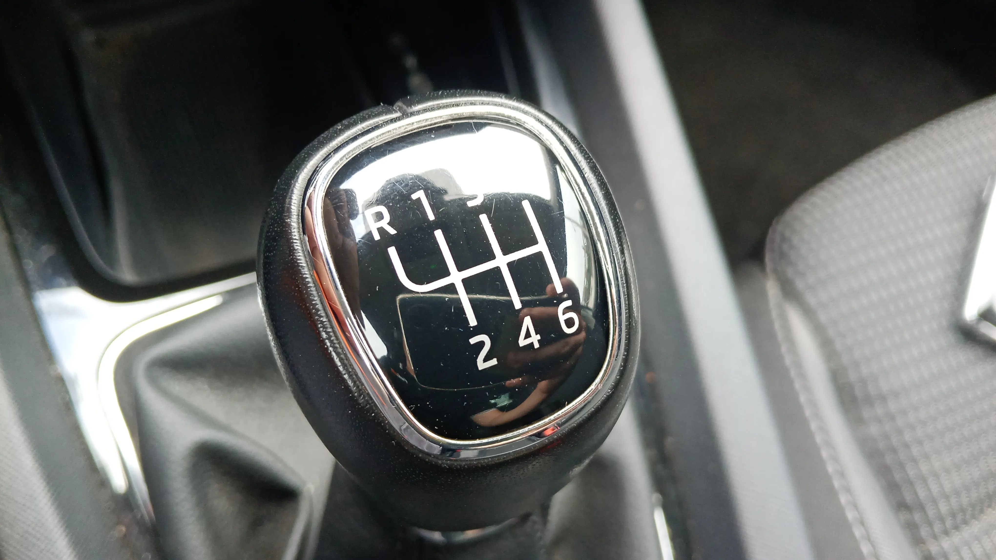 Škoda Octavia 2.0 TDI Ambition - foto 22
