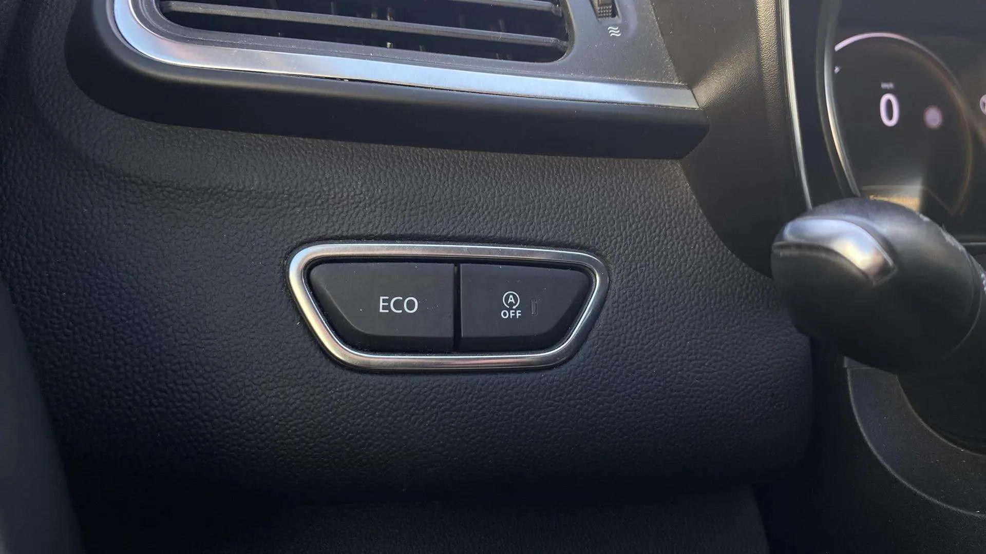 Renault Kadjar Techno GPF TCe - foto 24