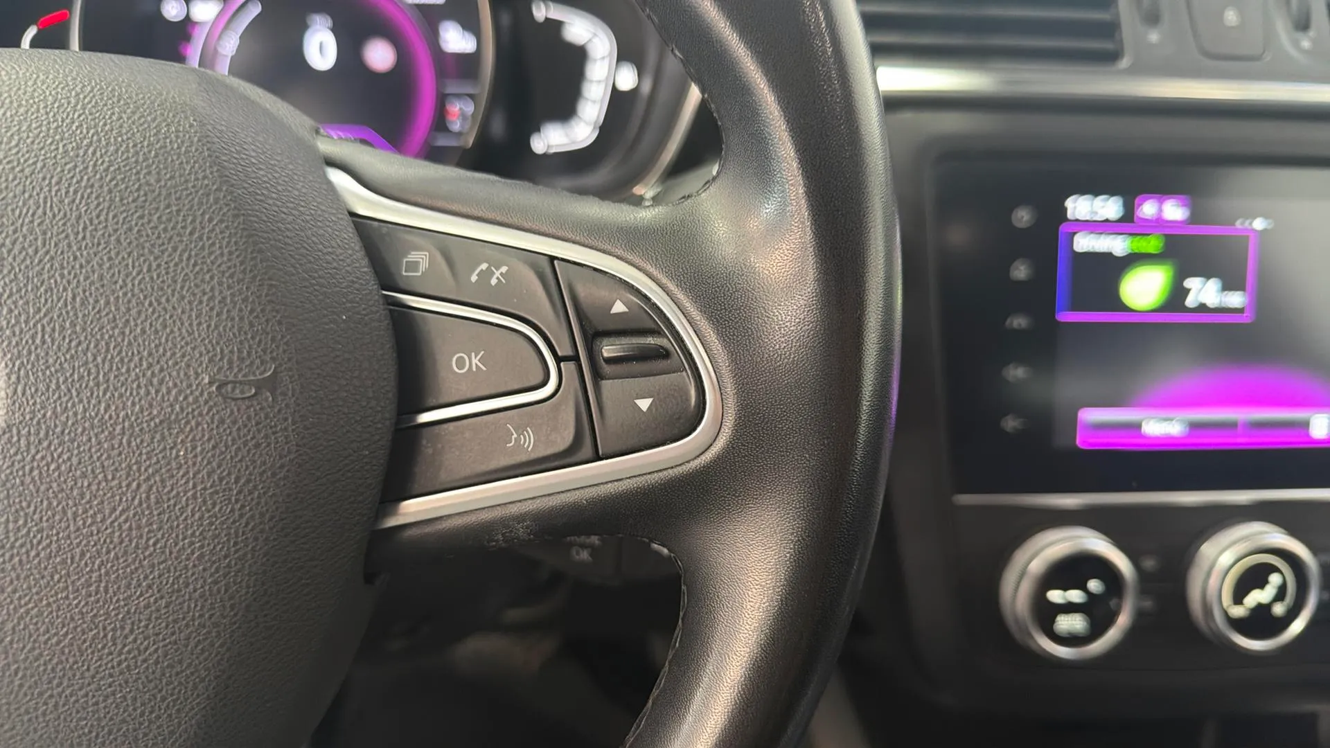 Renault Kadjar Techno GPF TCe EDC - foto 16