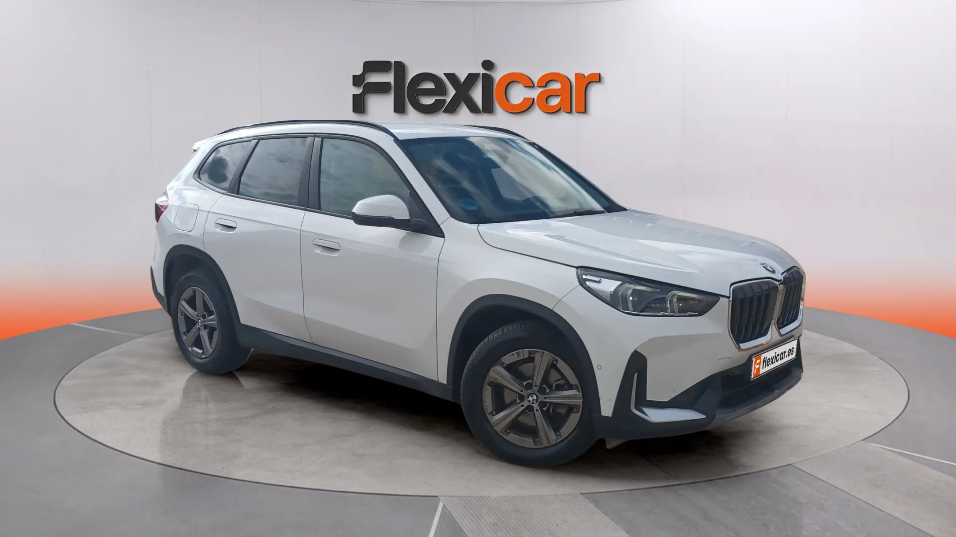 BMW X1 sDrive18d - foto 1