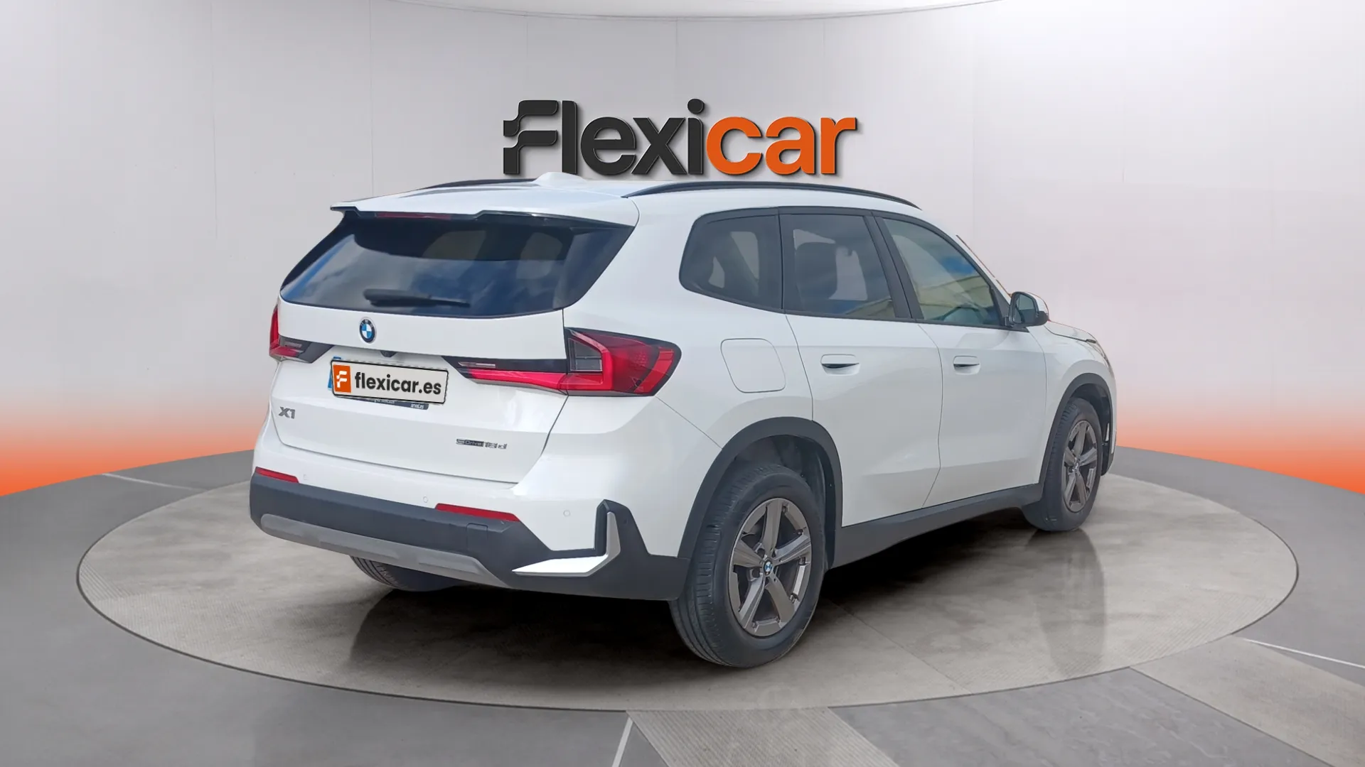 BMW X1 sDrive18d - foto 3