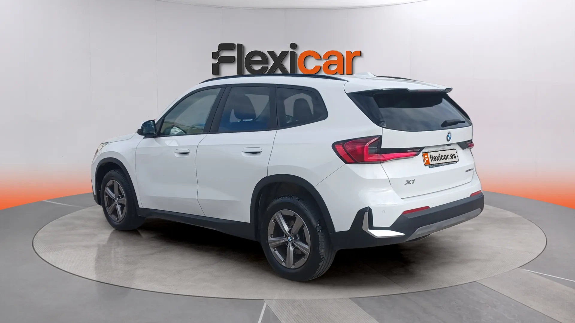 BMW X1 sDrive18d - foto 7