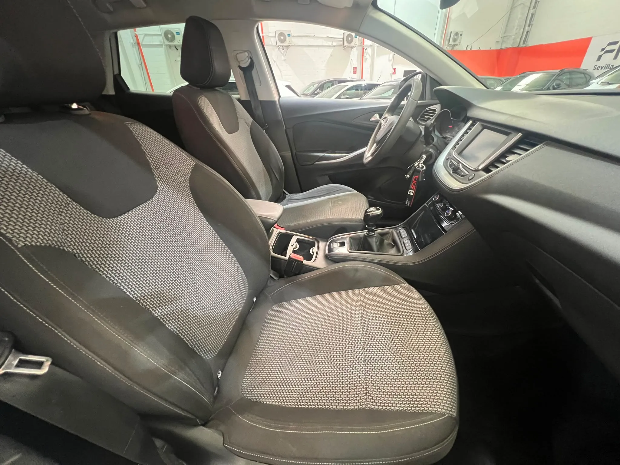 Opel Grandland 1.2 Turbo Excellence - foto 19