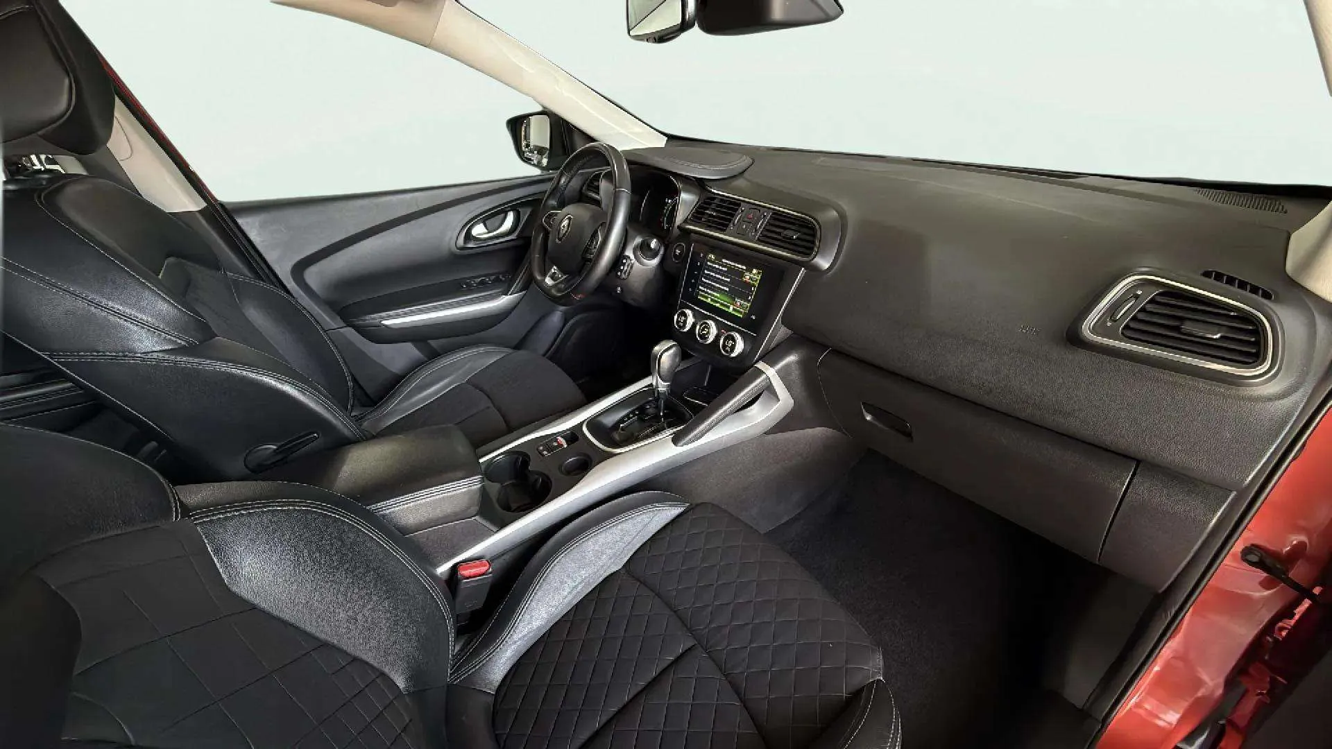 Renault Kadjar Techno GPF TCe EDC - foto 12