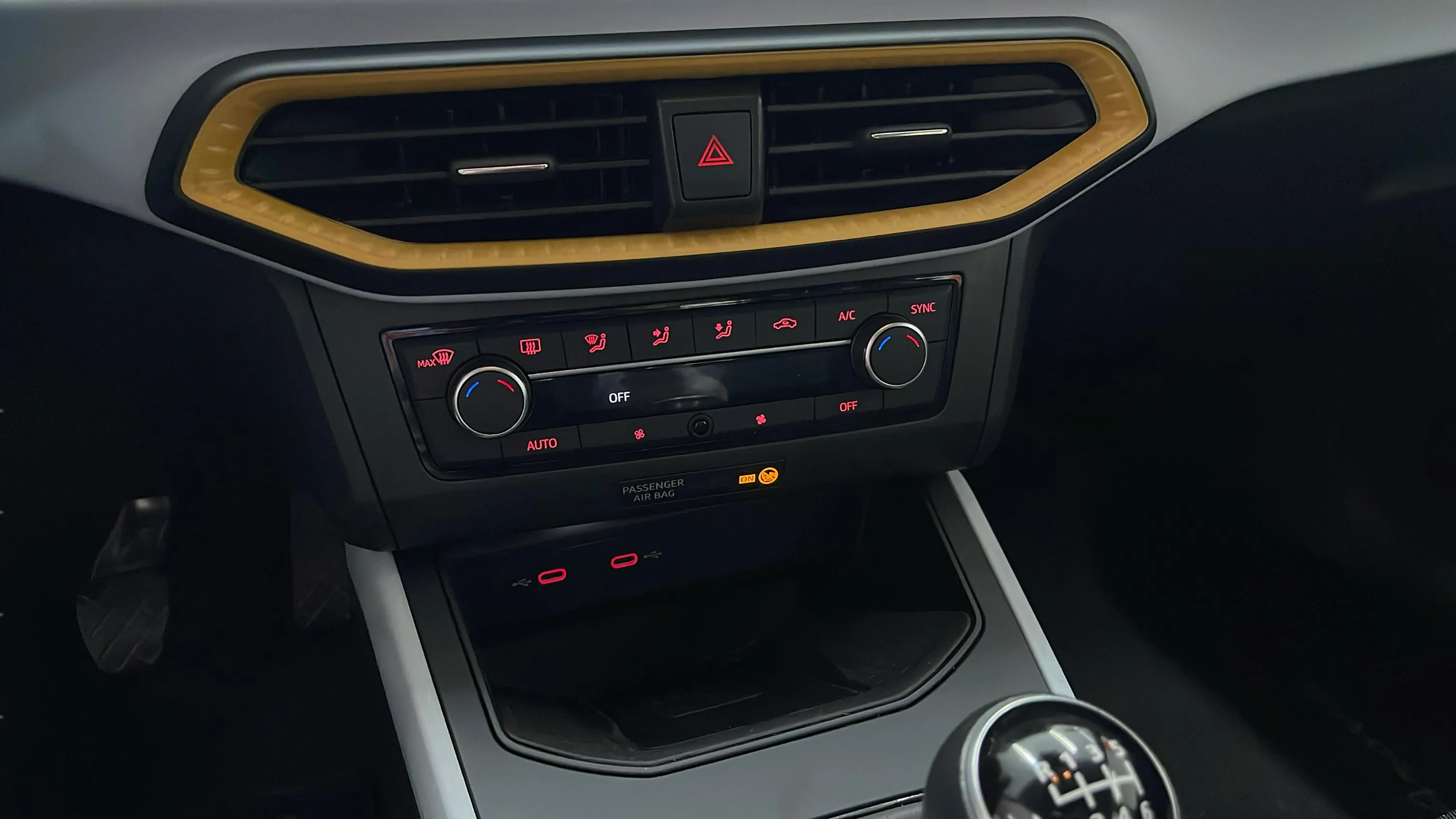 SEAT Arona 1.0 TSI Style - foto 13