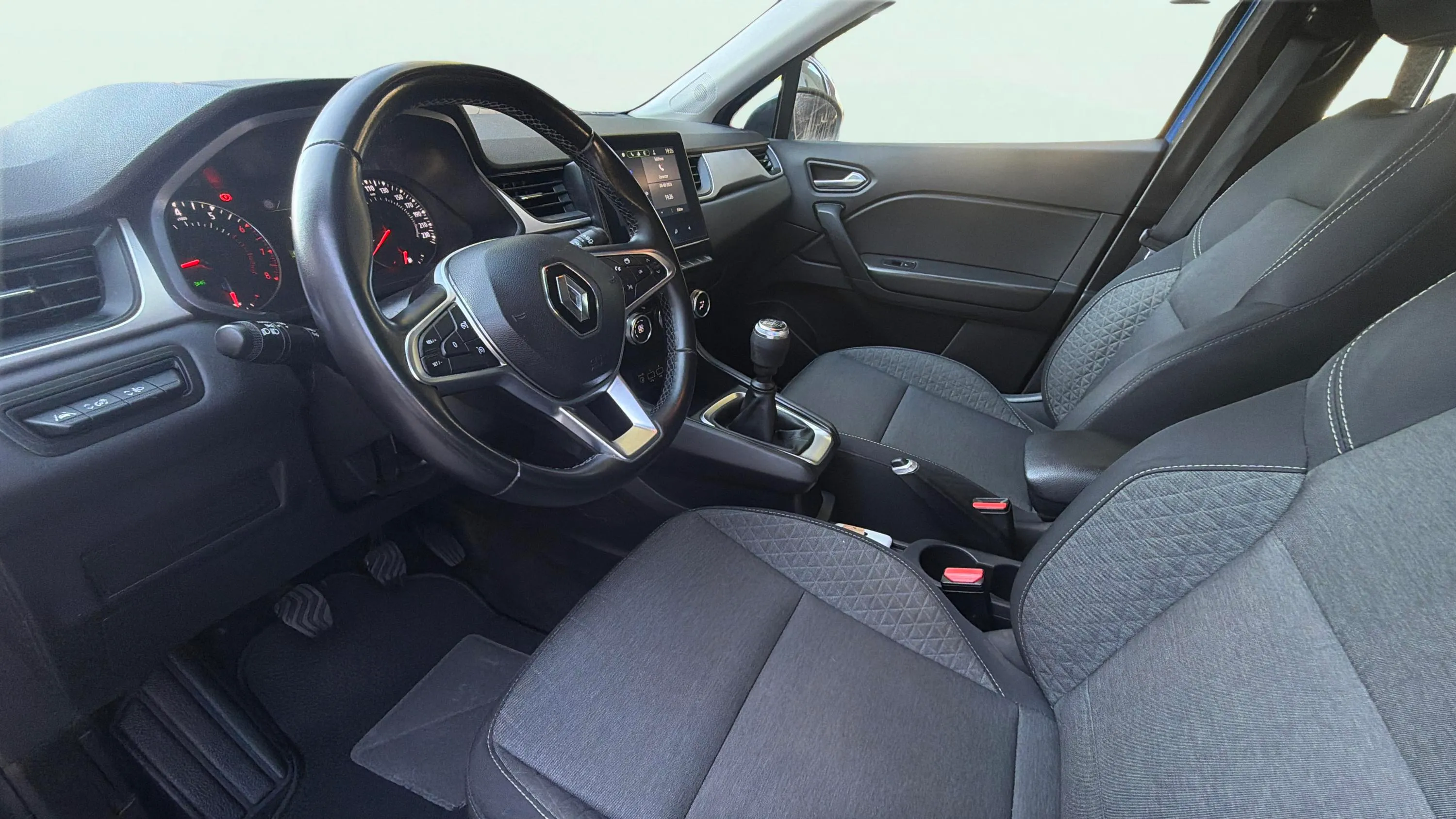 Renault Captur equilibre TCe - foto 12