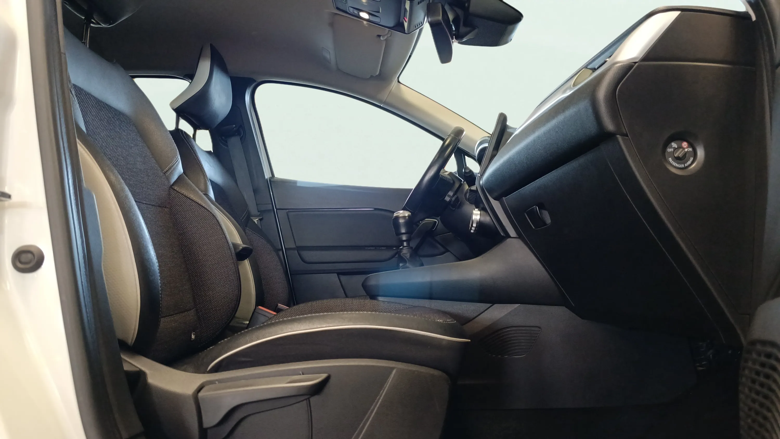 Renault Captur techno TCe - foto 30