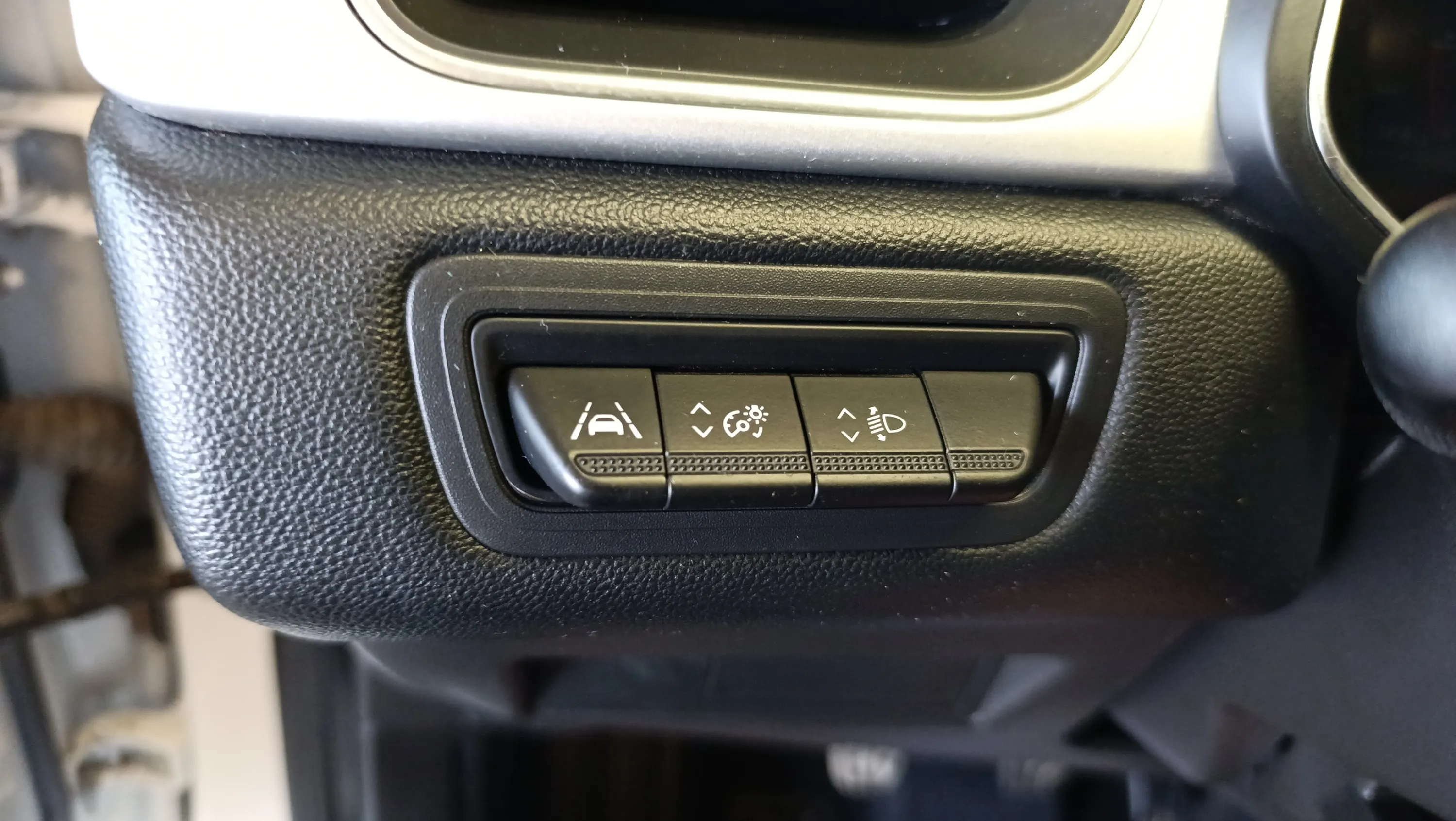 Renault Captur techno TCe - foto 27