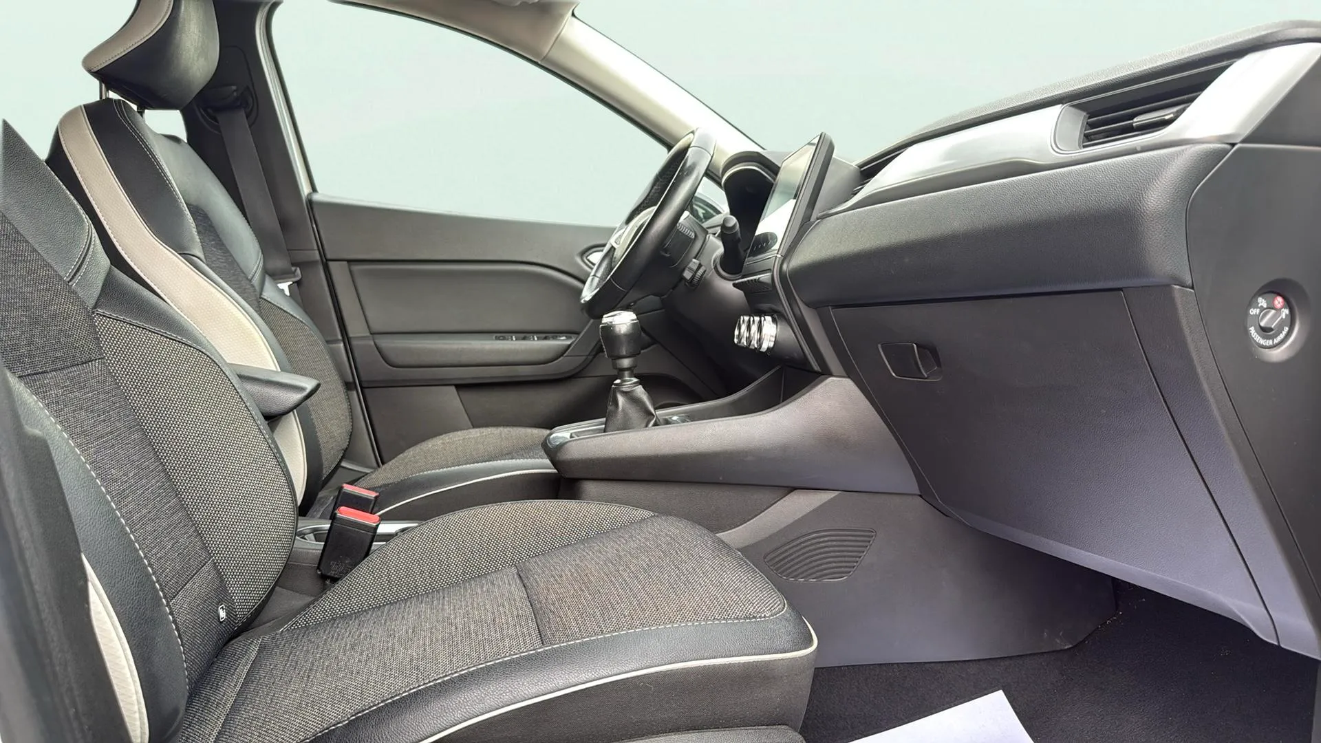 Renault Captur techno TCe - foto 14