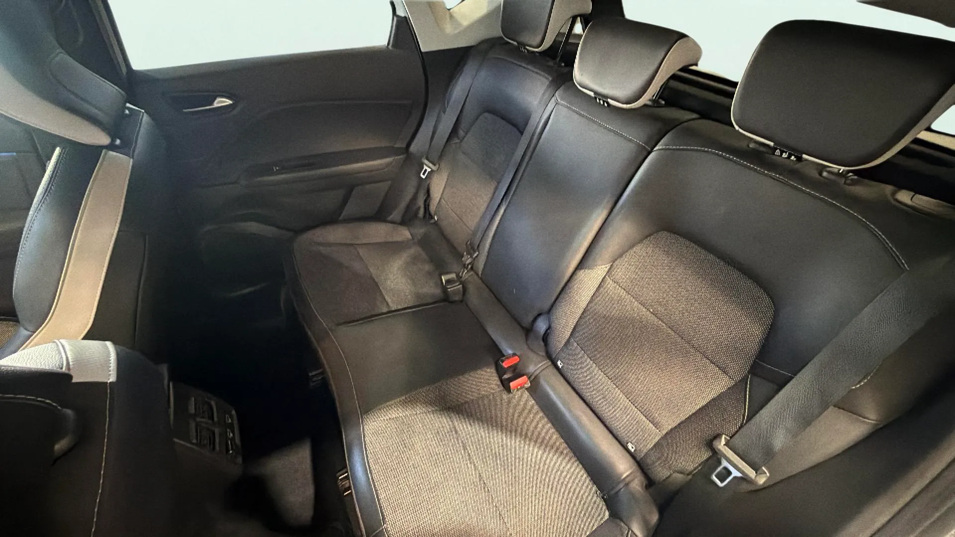 Renault Captur techno TCe - foto 20