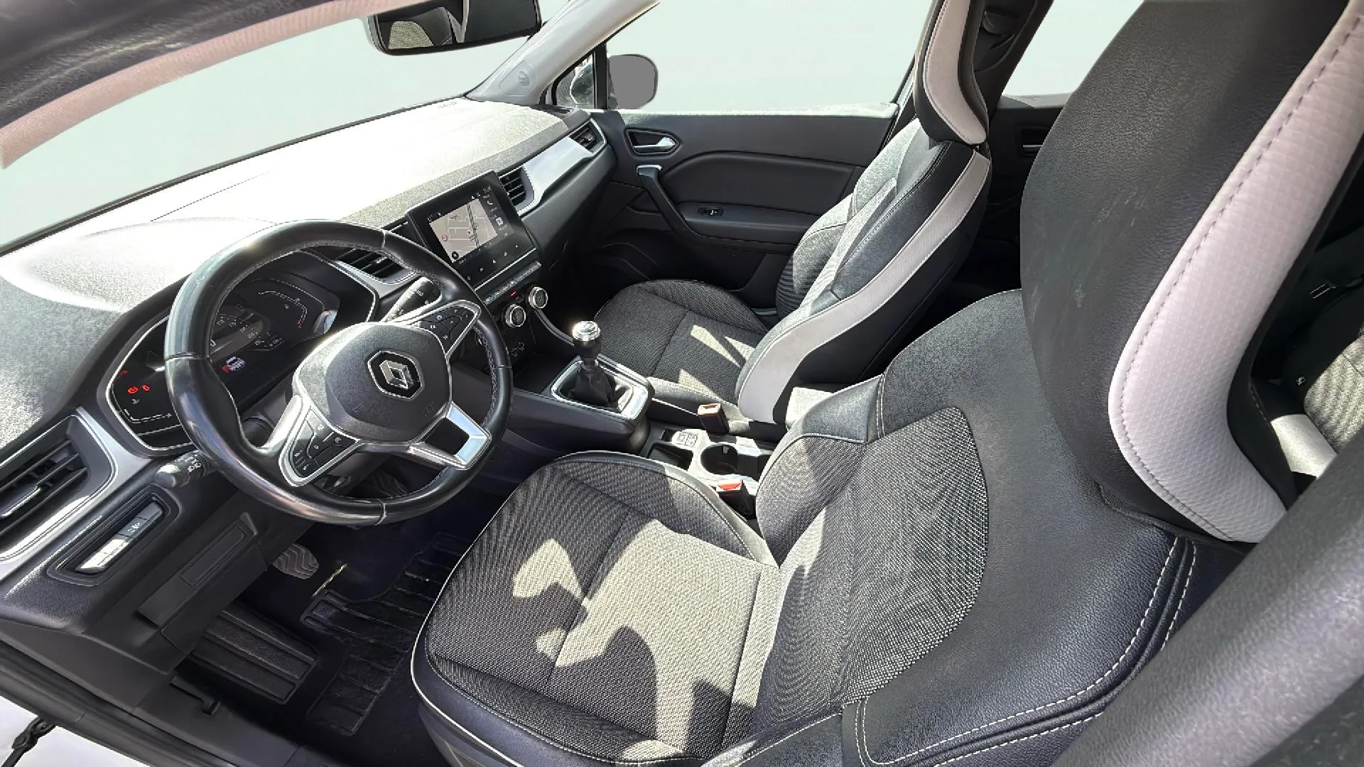 Renault Captur techno TCe - foto 9