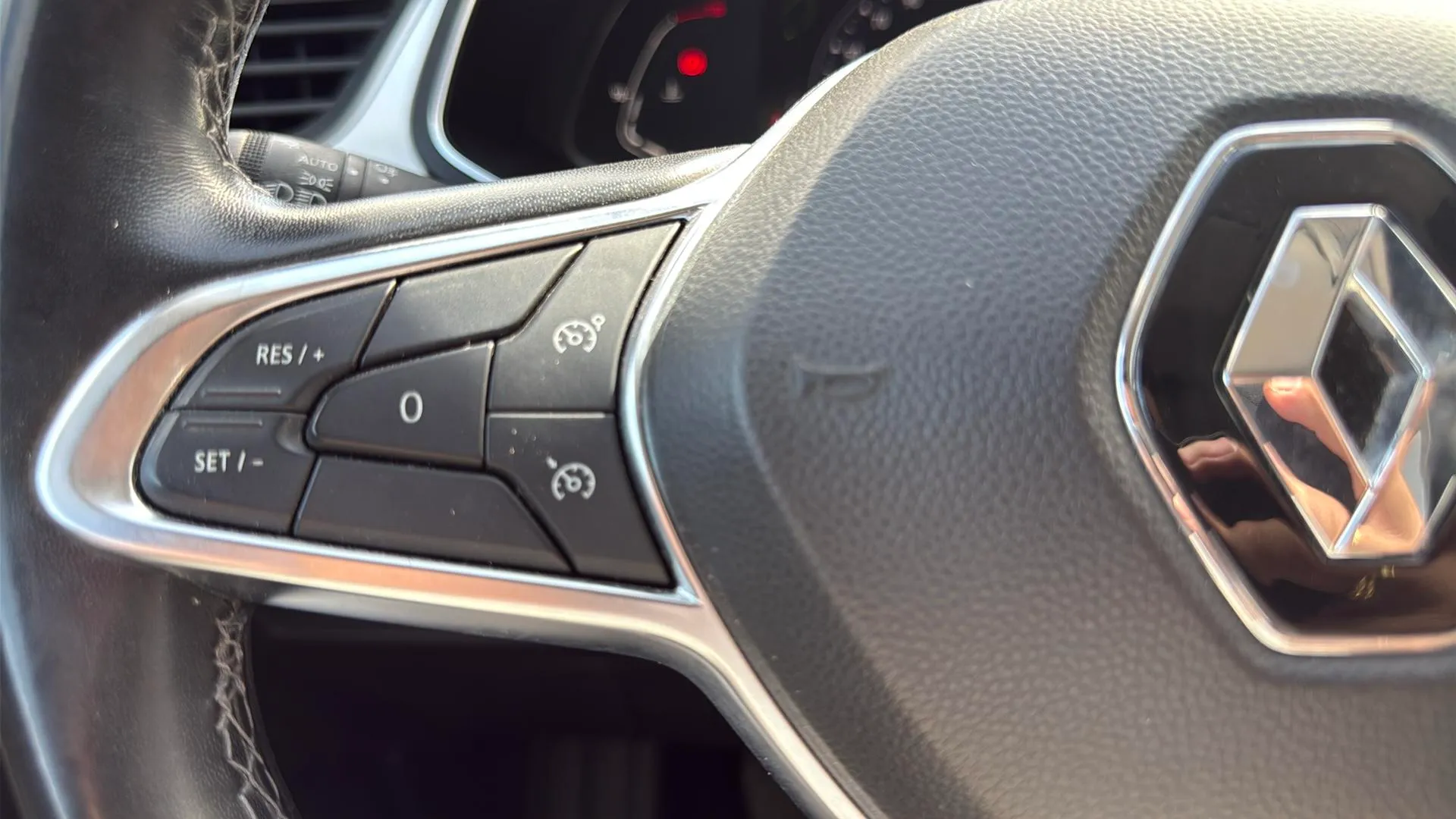 Renault Captur techno TCe - foto 17