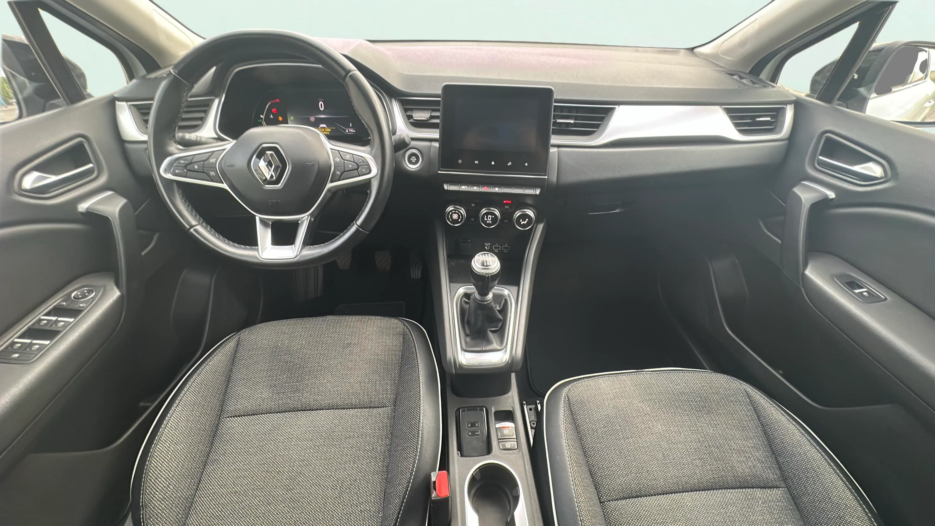 Renault Captur techno TCe - foto 10