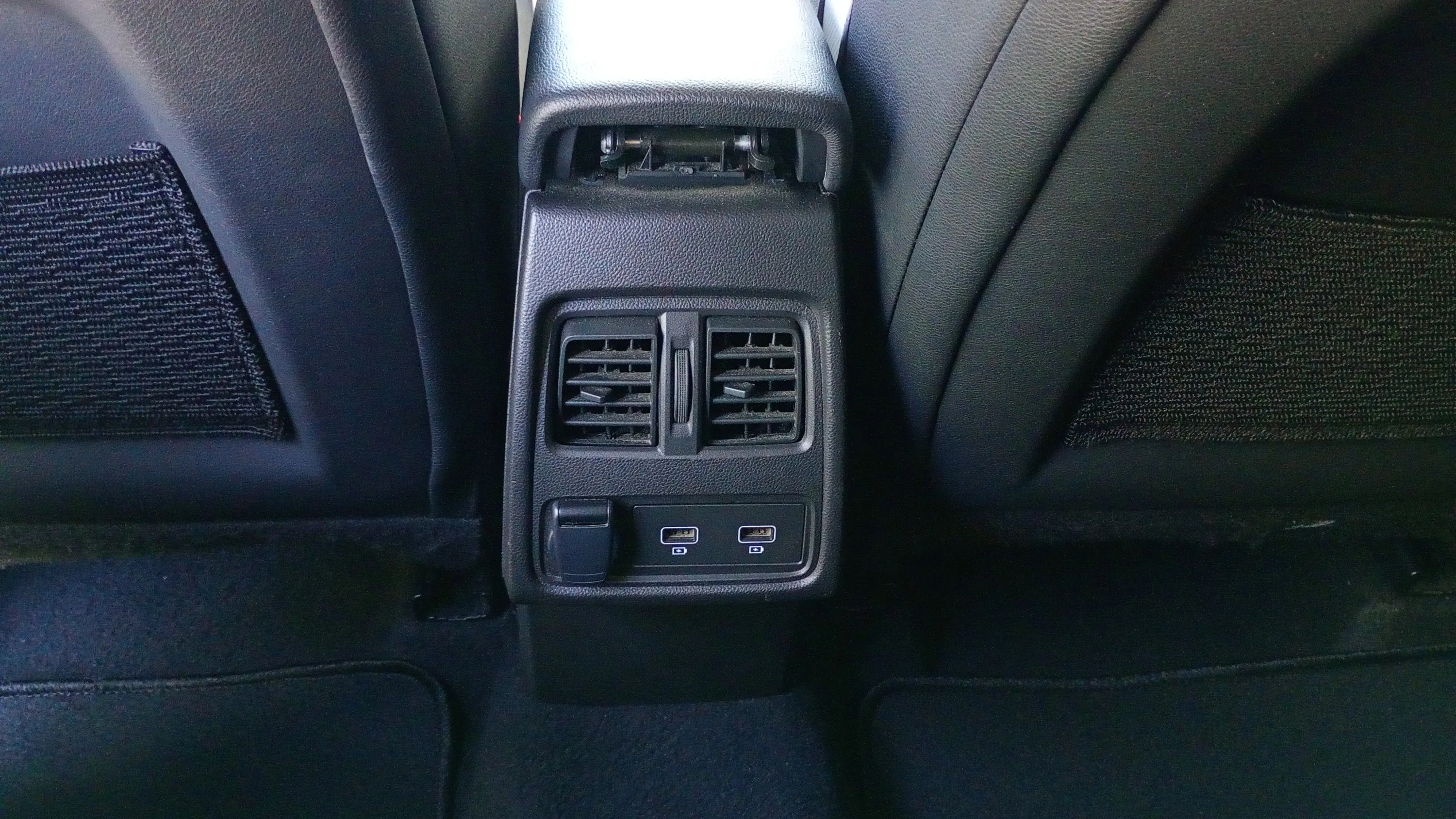 Renault Captur techno TCe - foto 26