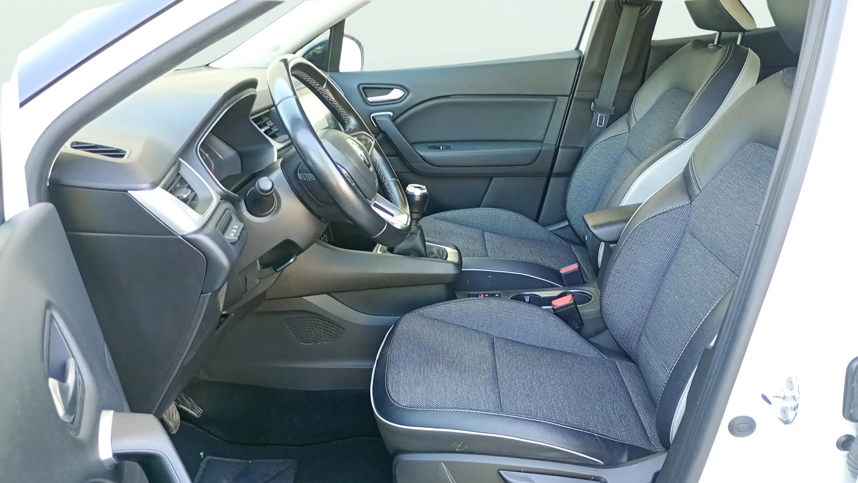Renault Captur techno TCe - foto 13