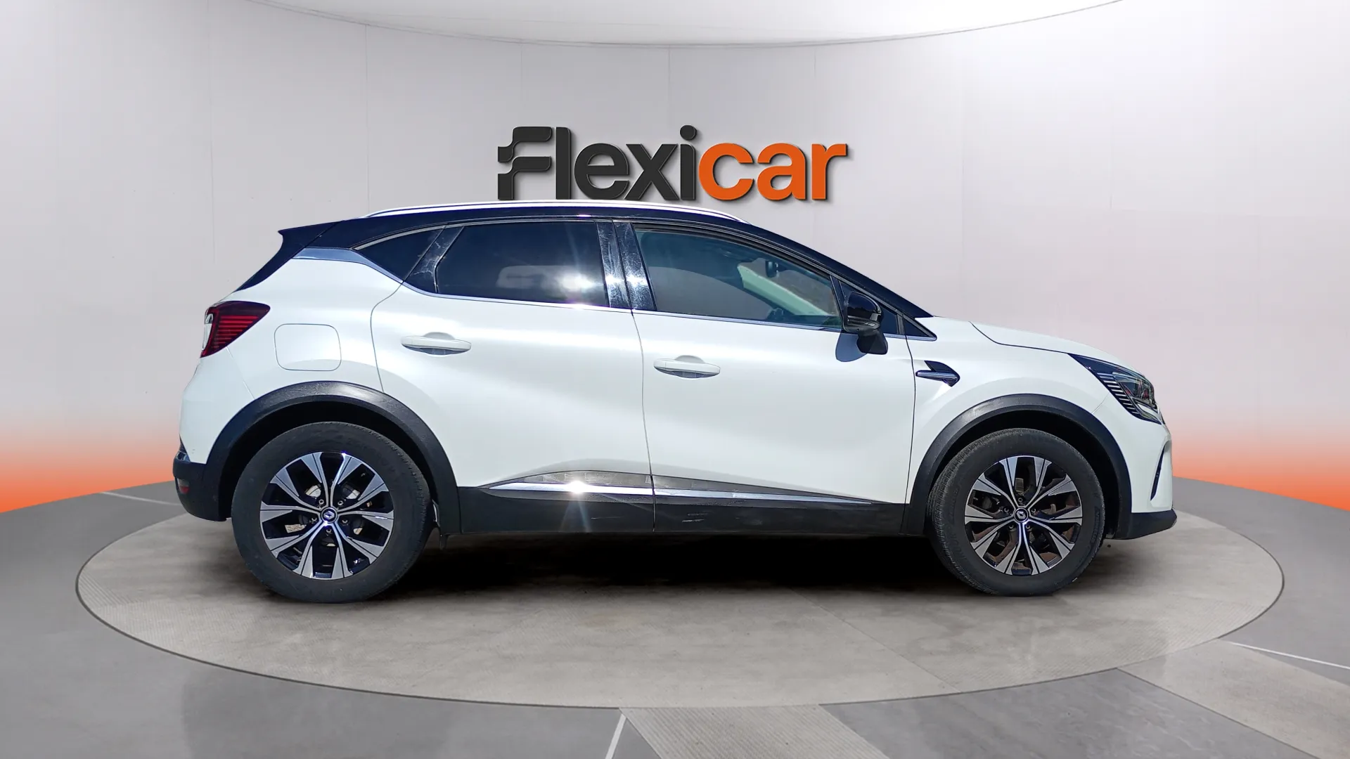 Renault Captur techno TCe - foto 8
