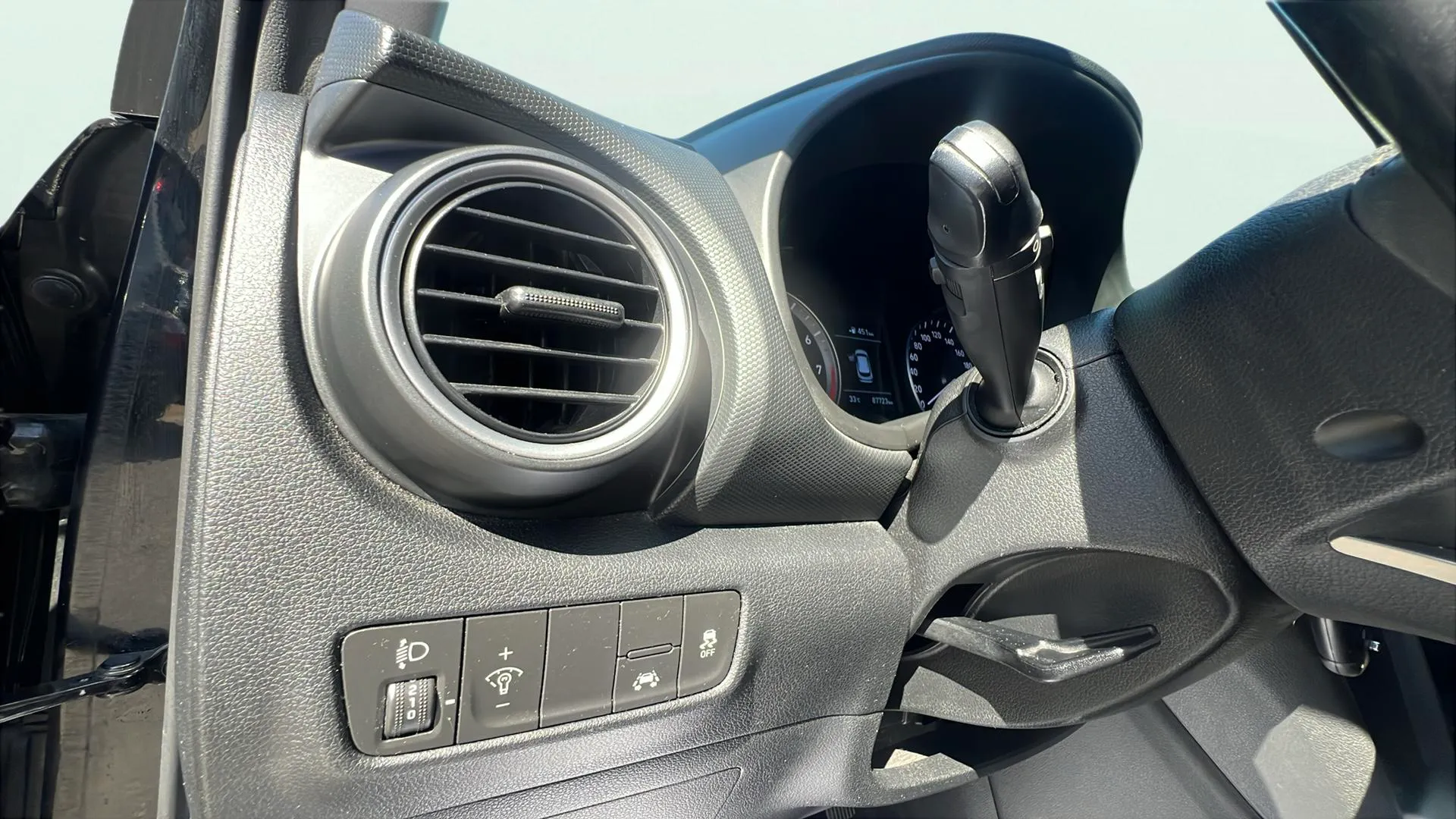 Hyundai Kona 1.0 T-GDi Essence 4x2 AEB - foto 18