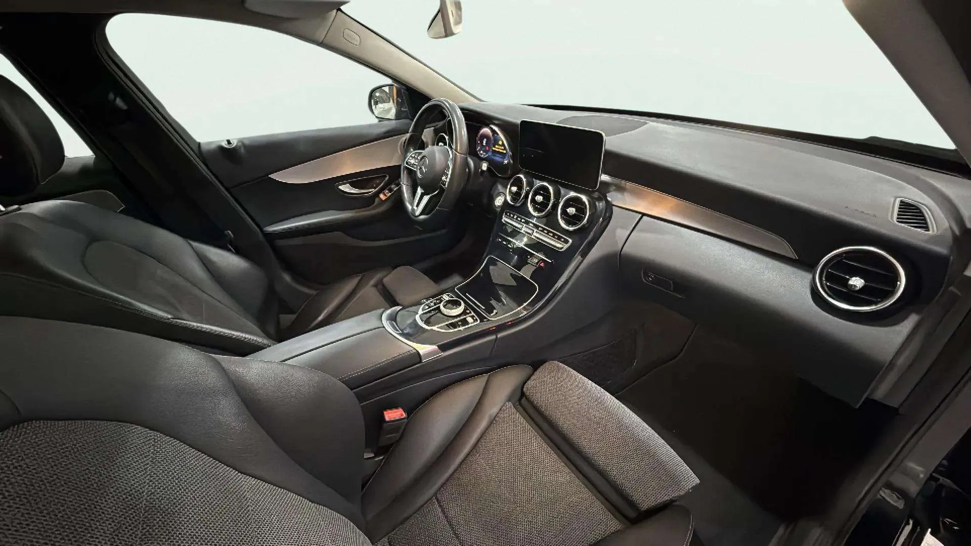 Mercedes-Benz Clase C C 200 d - foto 13