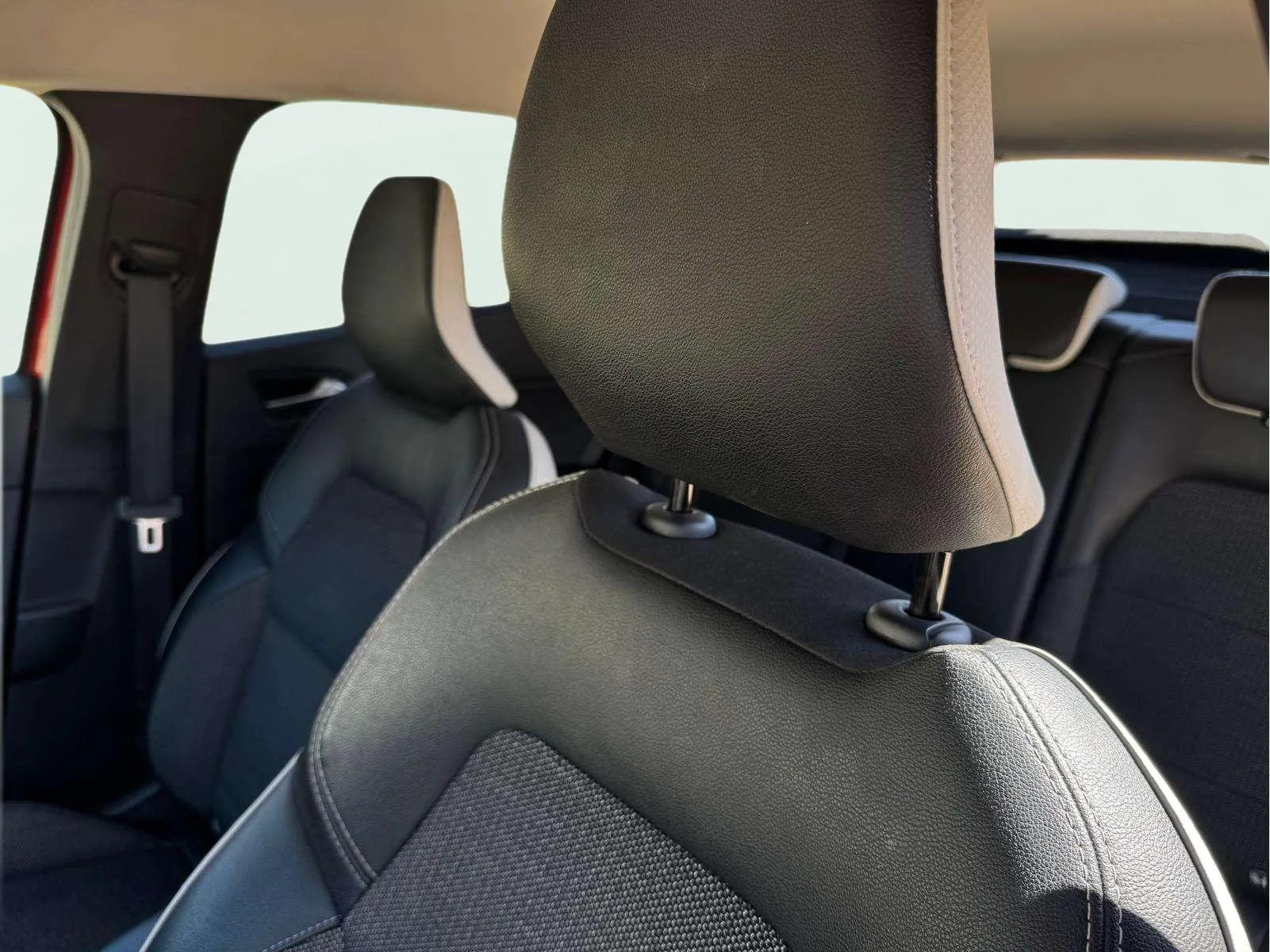 Renault Captur techno TCe - foto 10