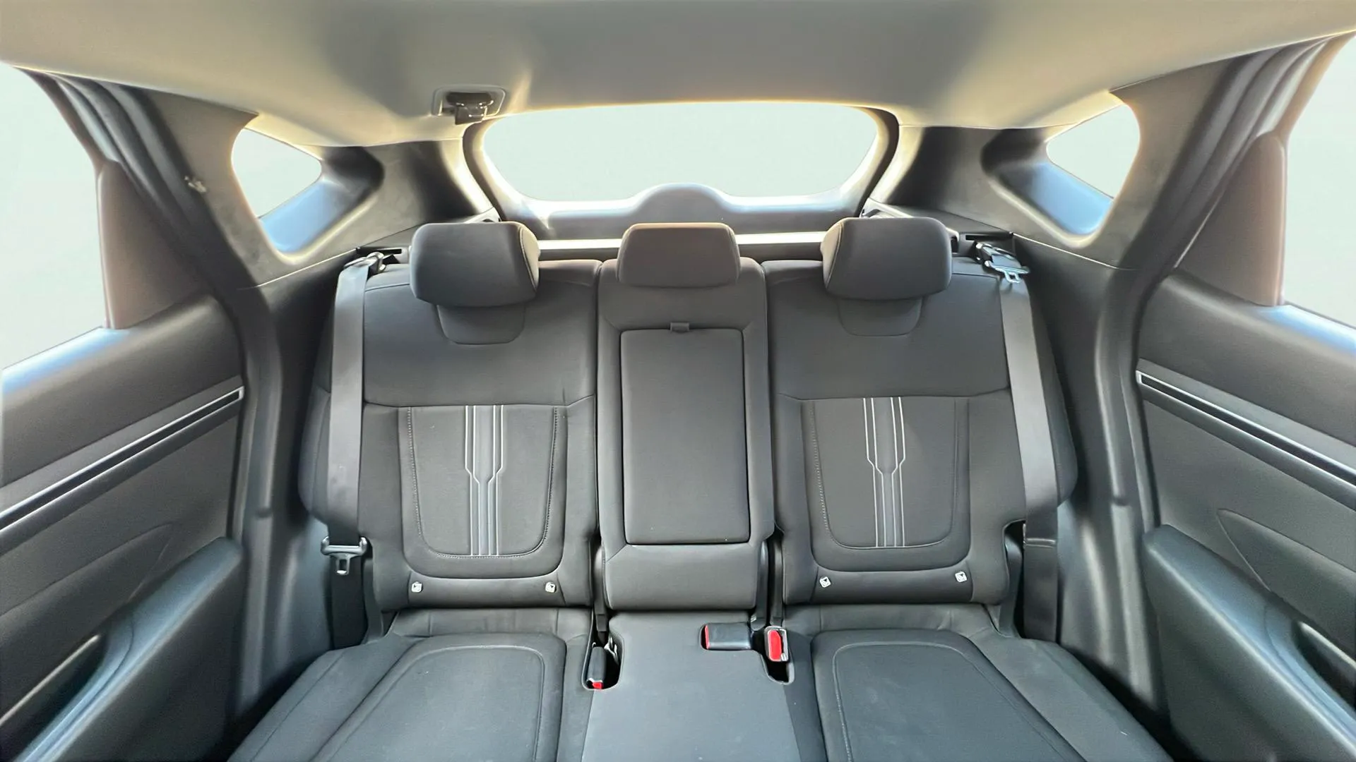 Hyundai Tucson 1.6 T-GDi 48V Maxx - foto 18