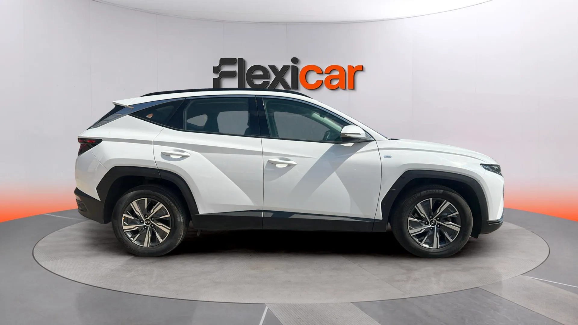 Hyundai Tucson 1.6 T-GDi 48V Maxx - foto 6