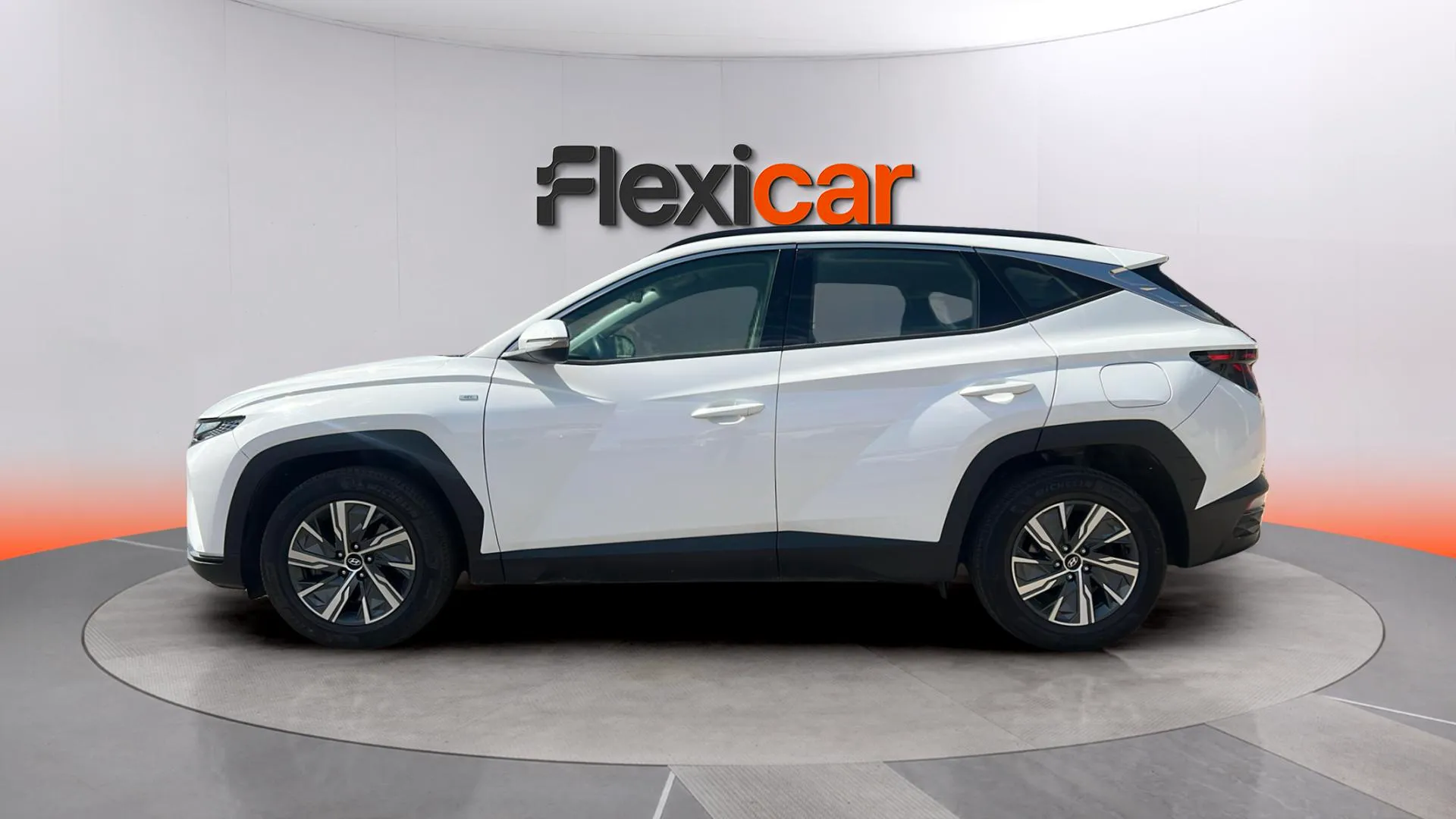 Hyundai Tucson 1.6 T-GDi 48V Maxx - foto 2