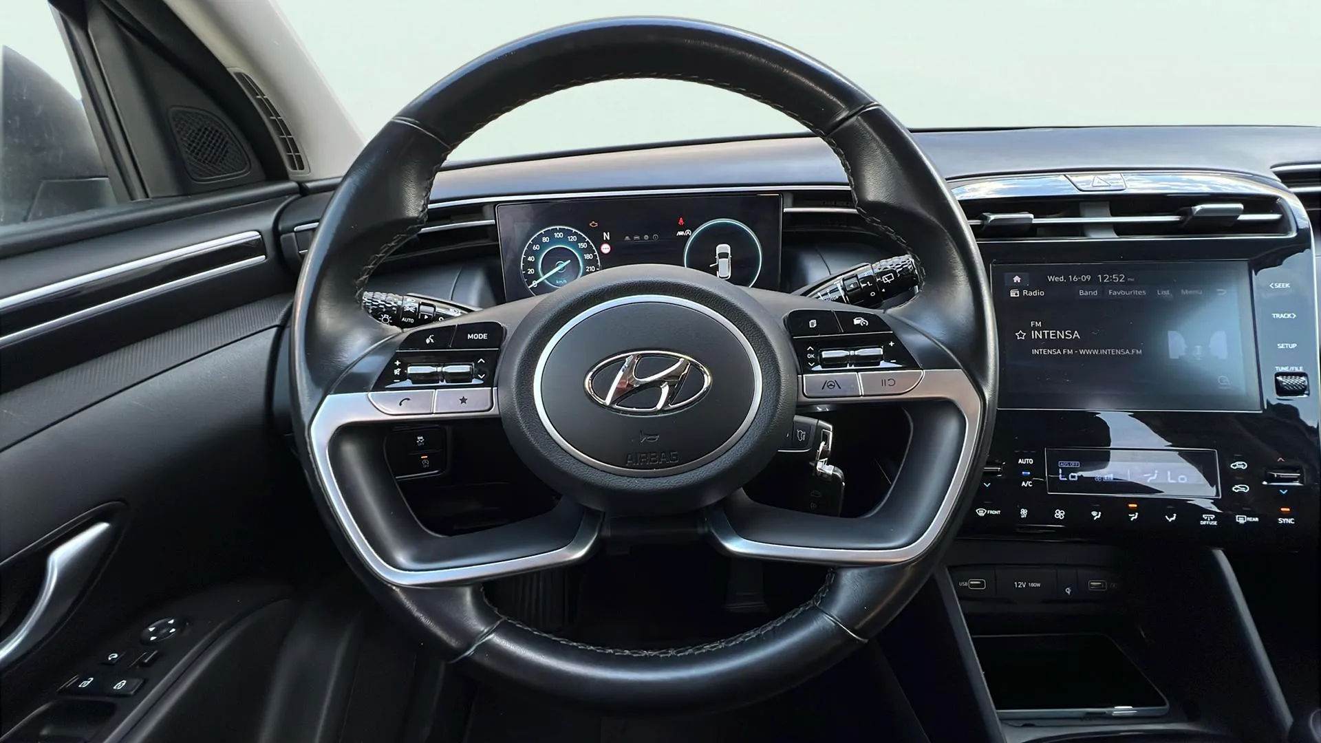 Hyundai Tucson 1.6 T-GDi 48V Maxx - foto 12