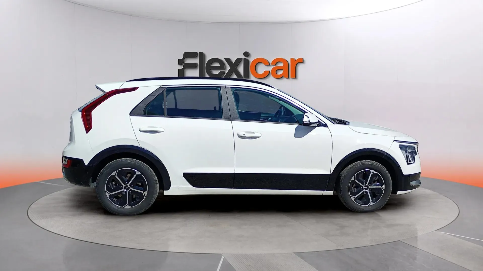 Kia Niro 1.6 GDi HEV Drive - foto 7