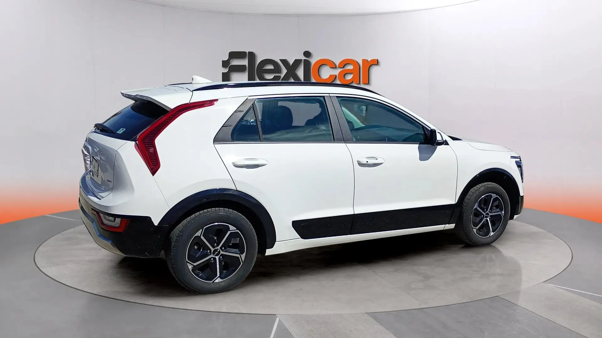 Kia Niro 1.6 GDi HEV Drive - foto 6