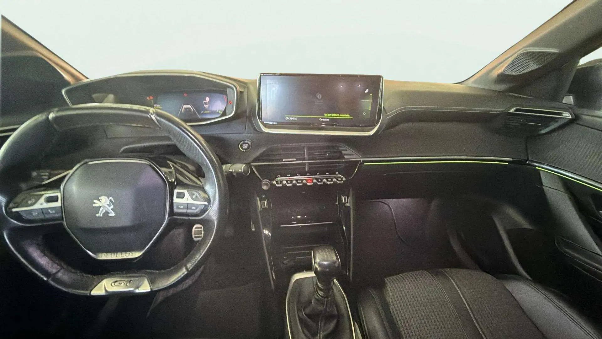 Peugeot 208 PureTech GT - foto 13