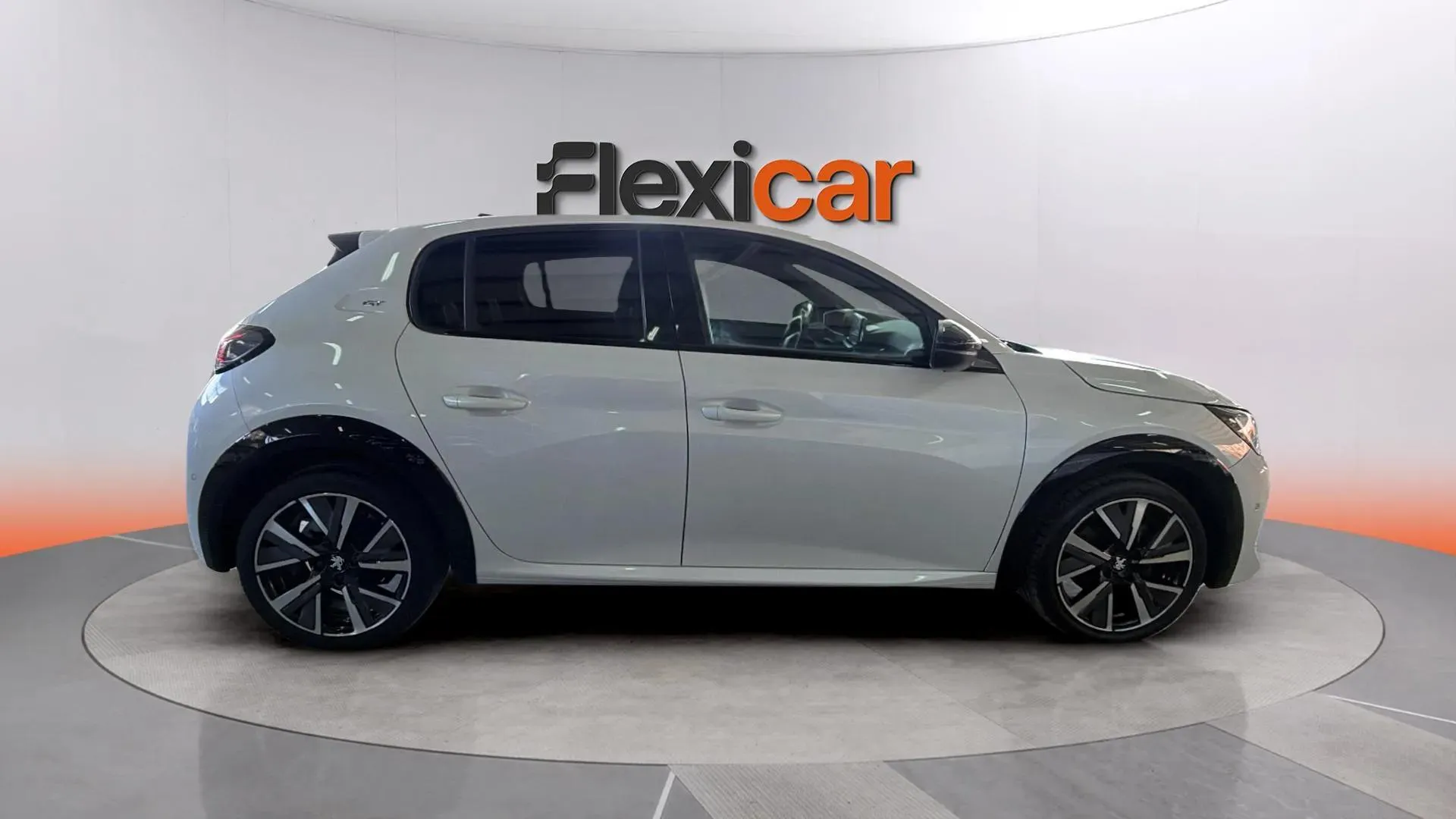 Peugeot 208 PureTech GT - foto 8