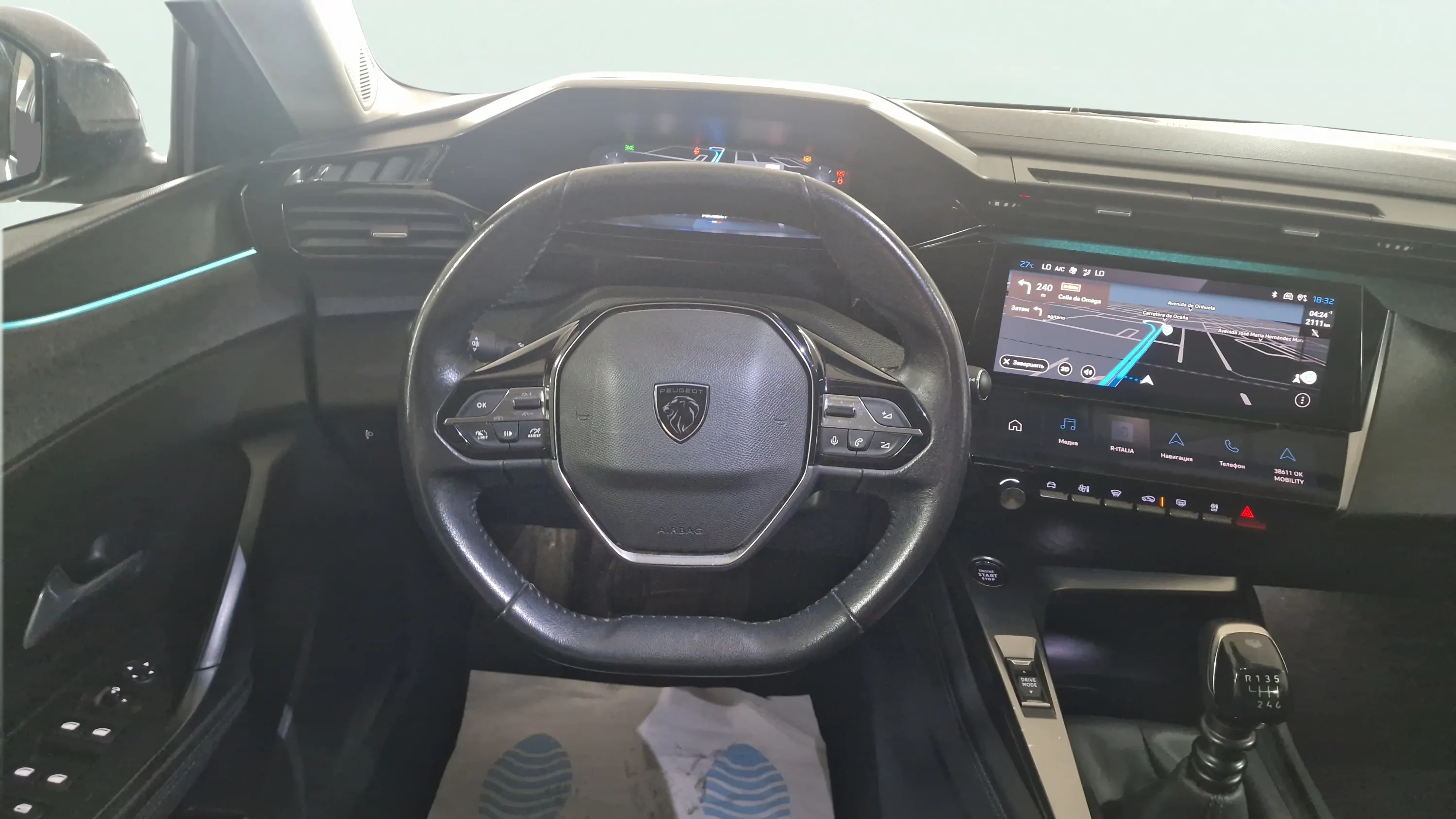 Peugeot 308 Allure PureTech 130 - foto 13