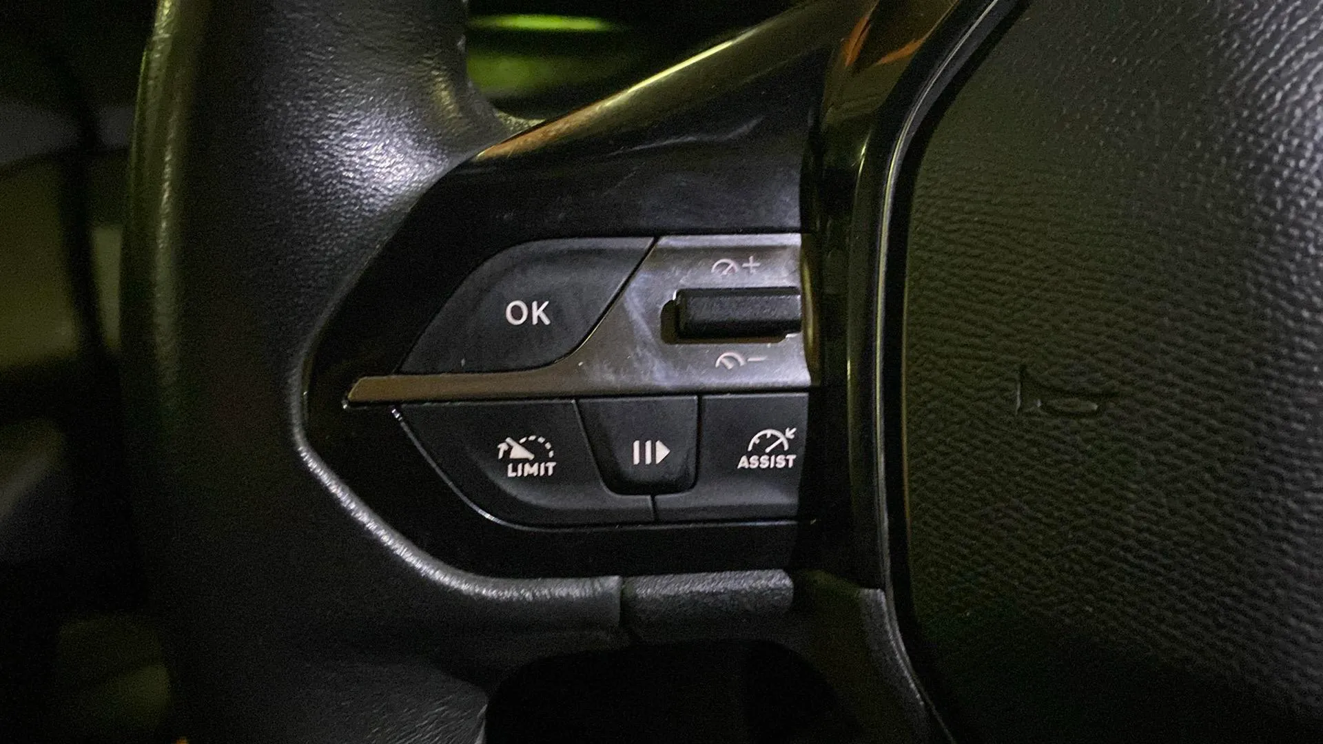 Peugeot 308 Allure PureTech 130 - foto 13