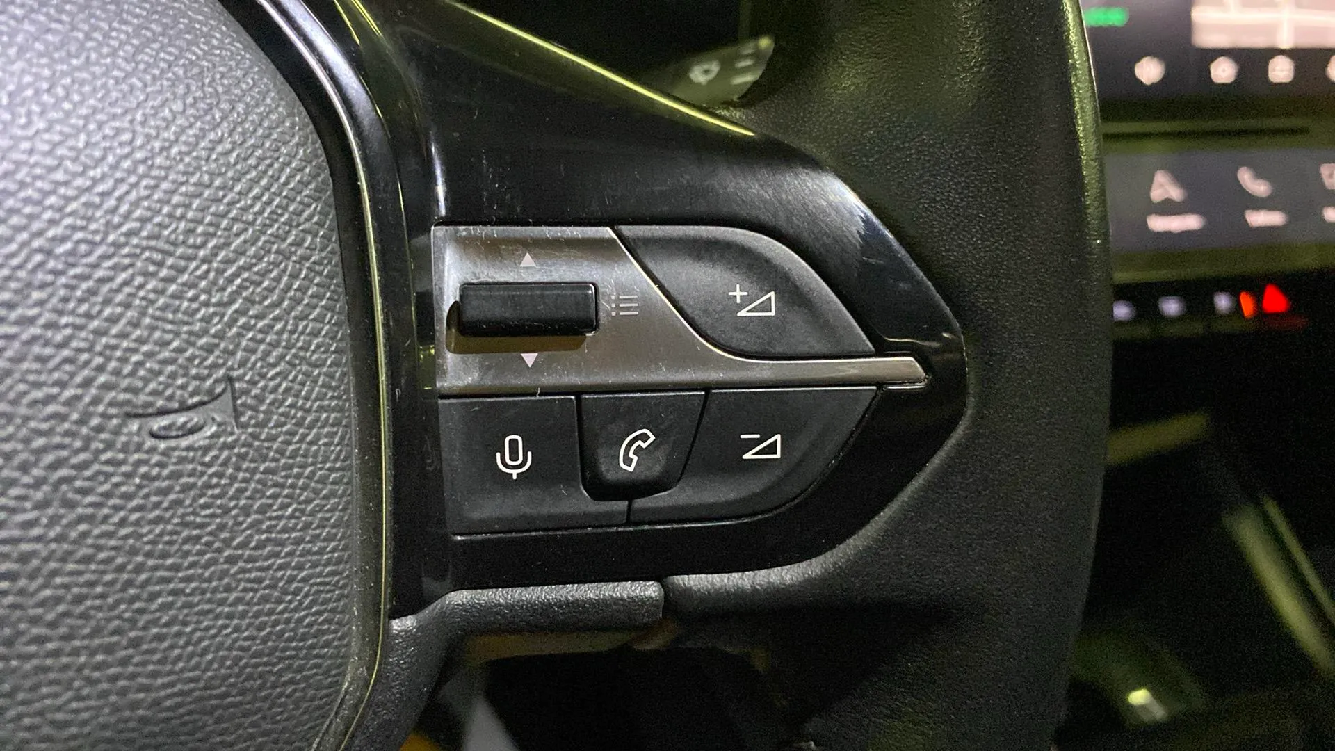 Peugeot 308 Allure PureTech 130 - foto 14