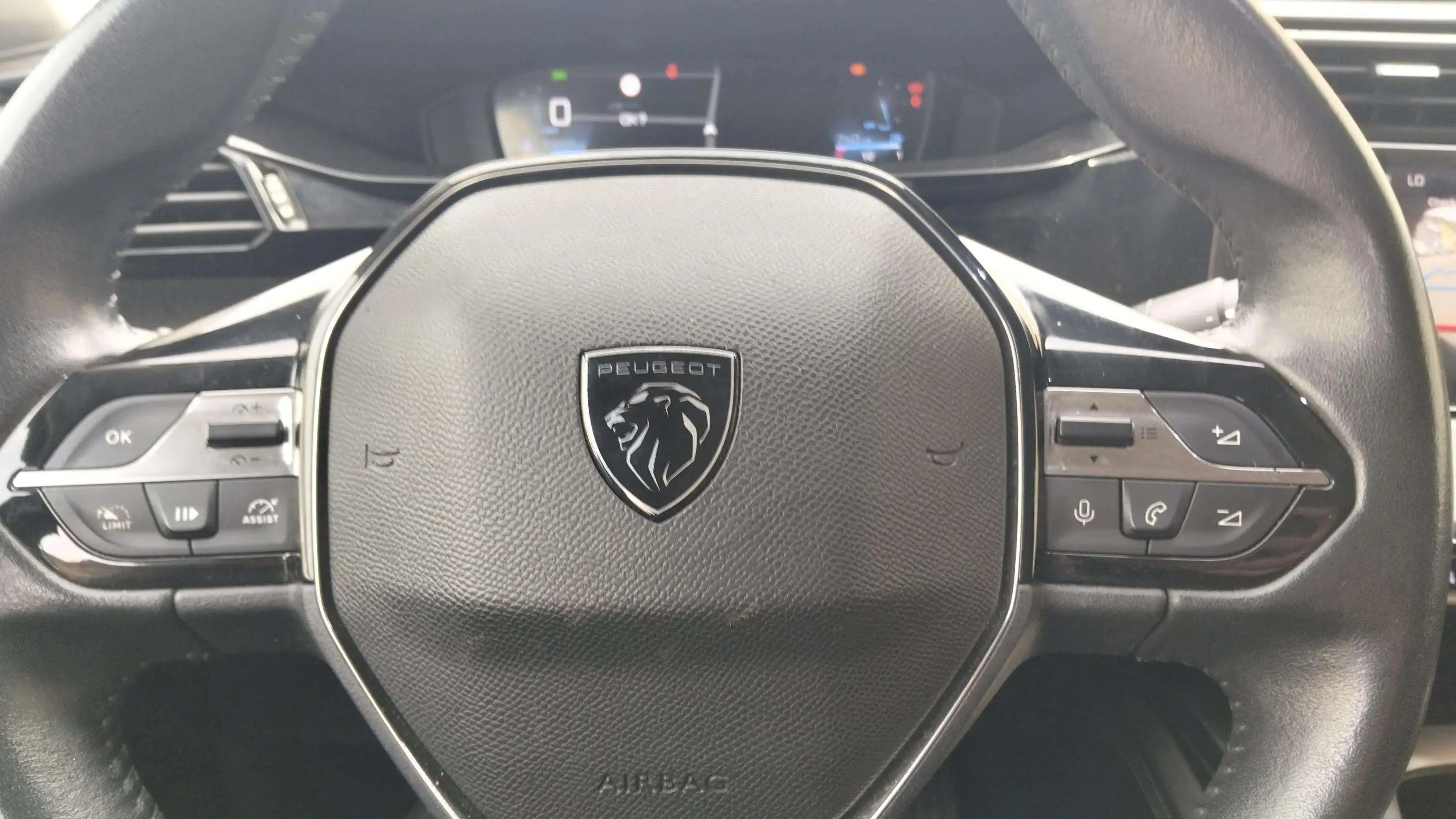 Peugeot 308 Allure PureTech 130 - foto 10
