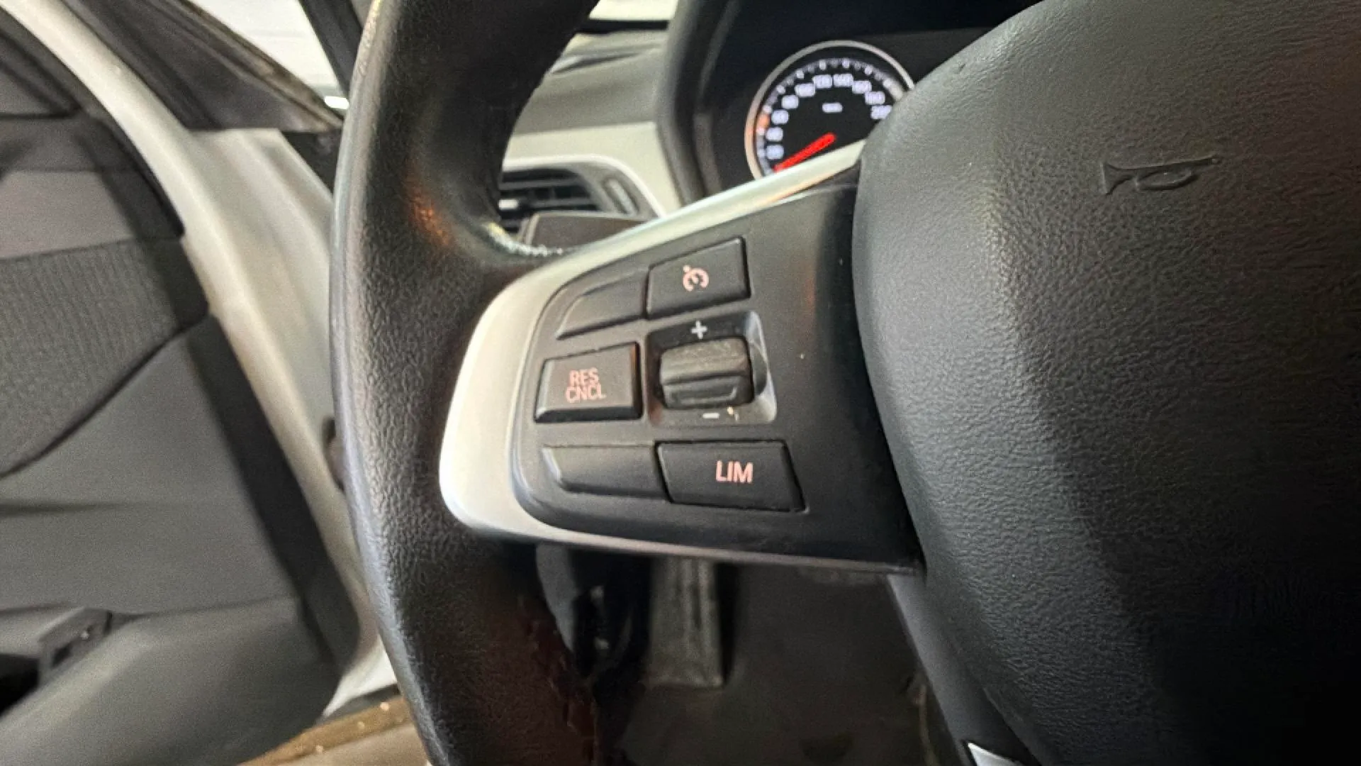 BMW X1 sDrive18dA Corporate - foto 18