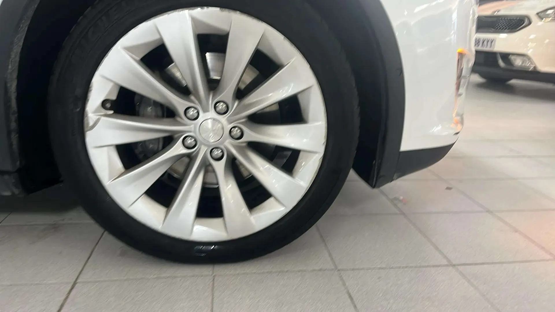 Tesla Model X 100d 4WD - foto 11