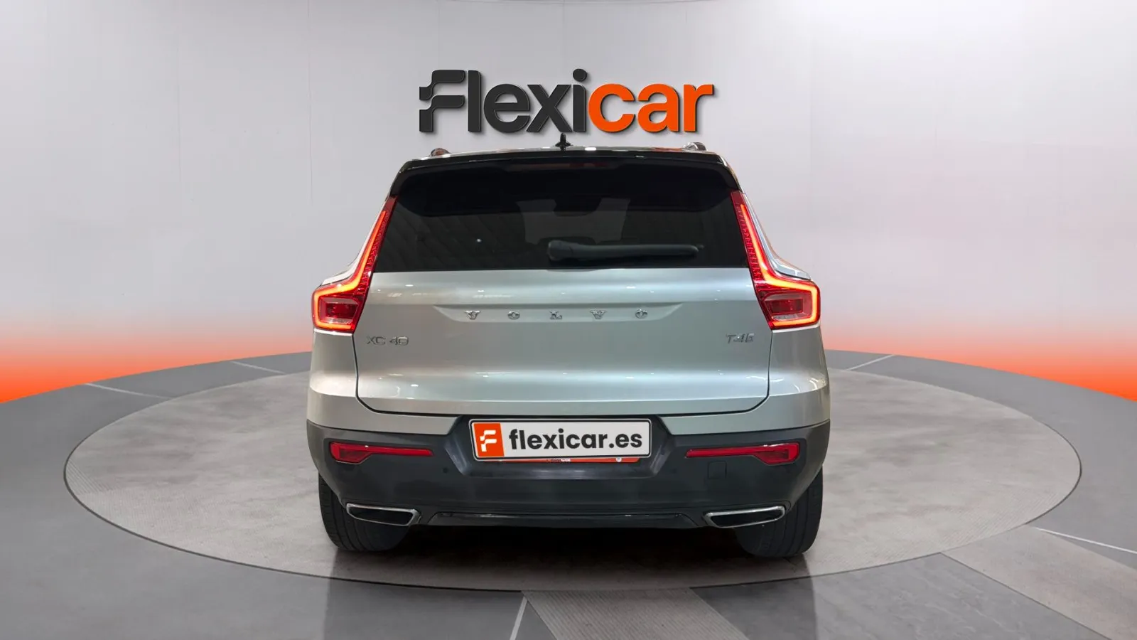 Volvo XC40 2.0 T4 R-Design - foto 4
