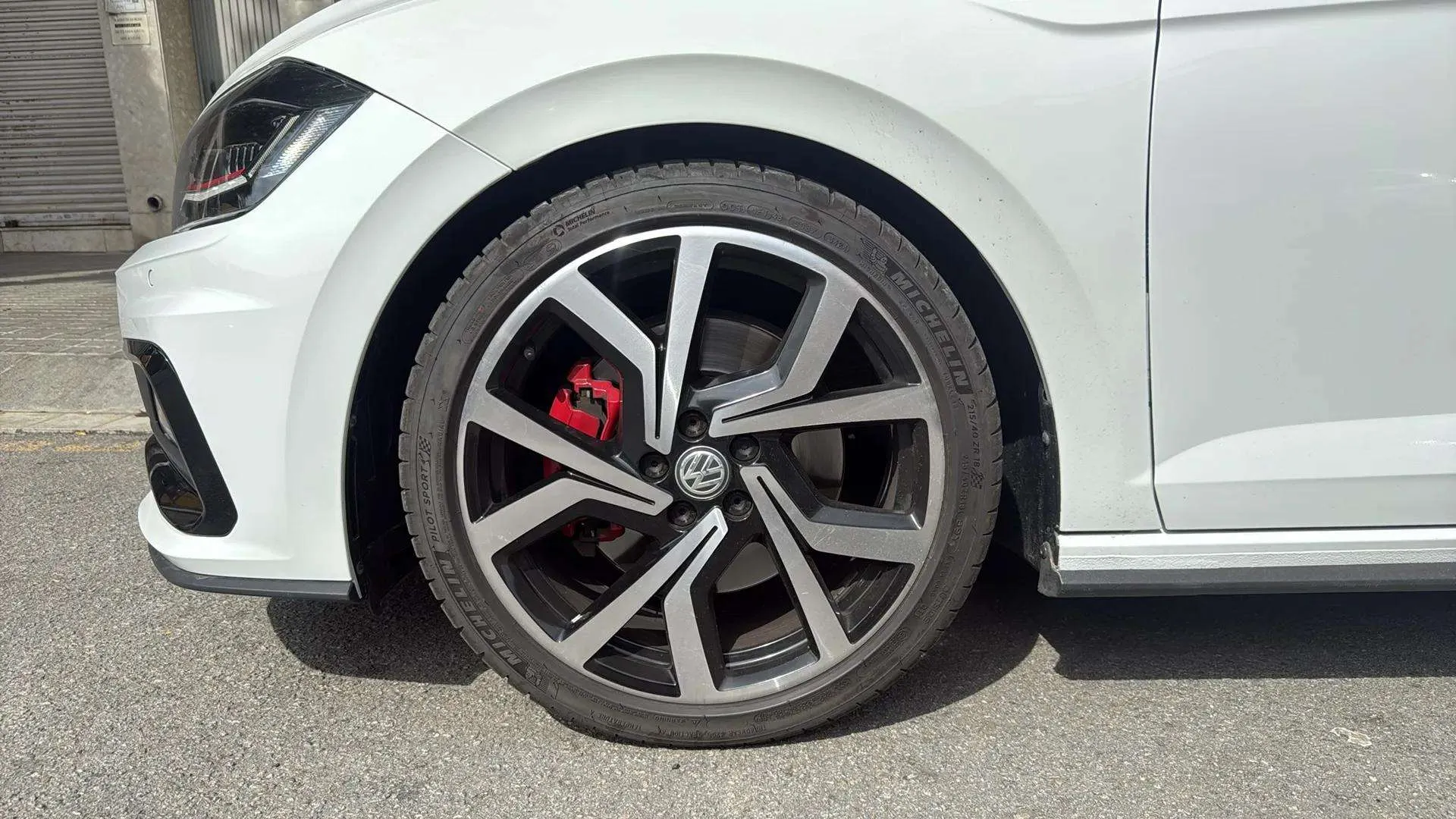 Volkswagen Polo GTI 2.0 TSI DSG - foto 19