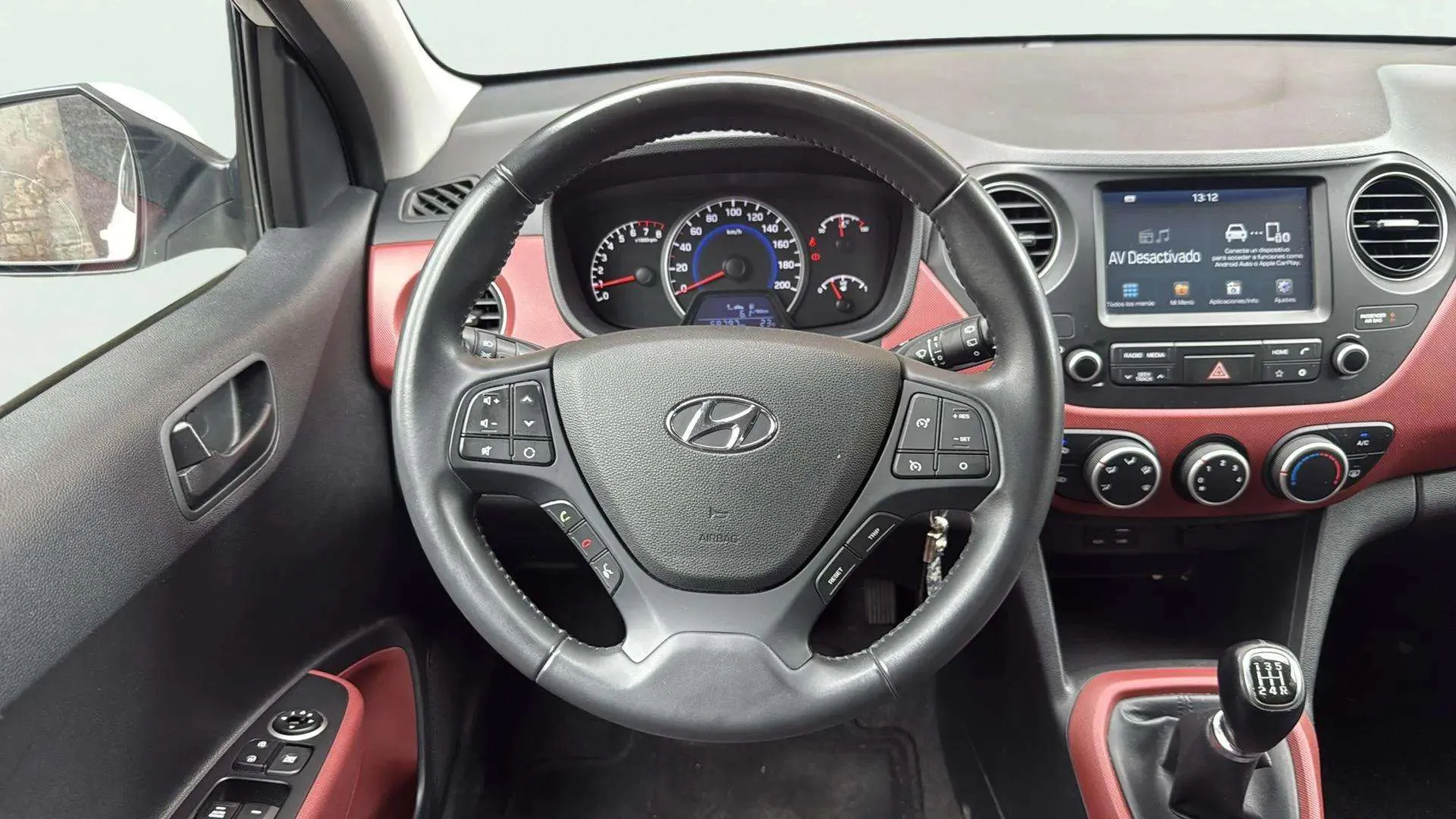Hyundai i10 1.0 Klass - foto 11