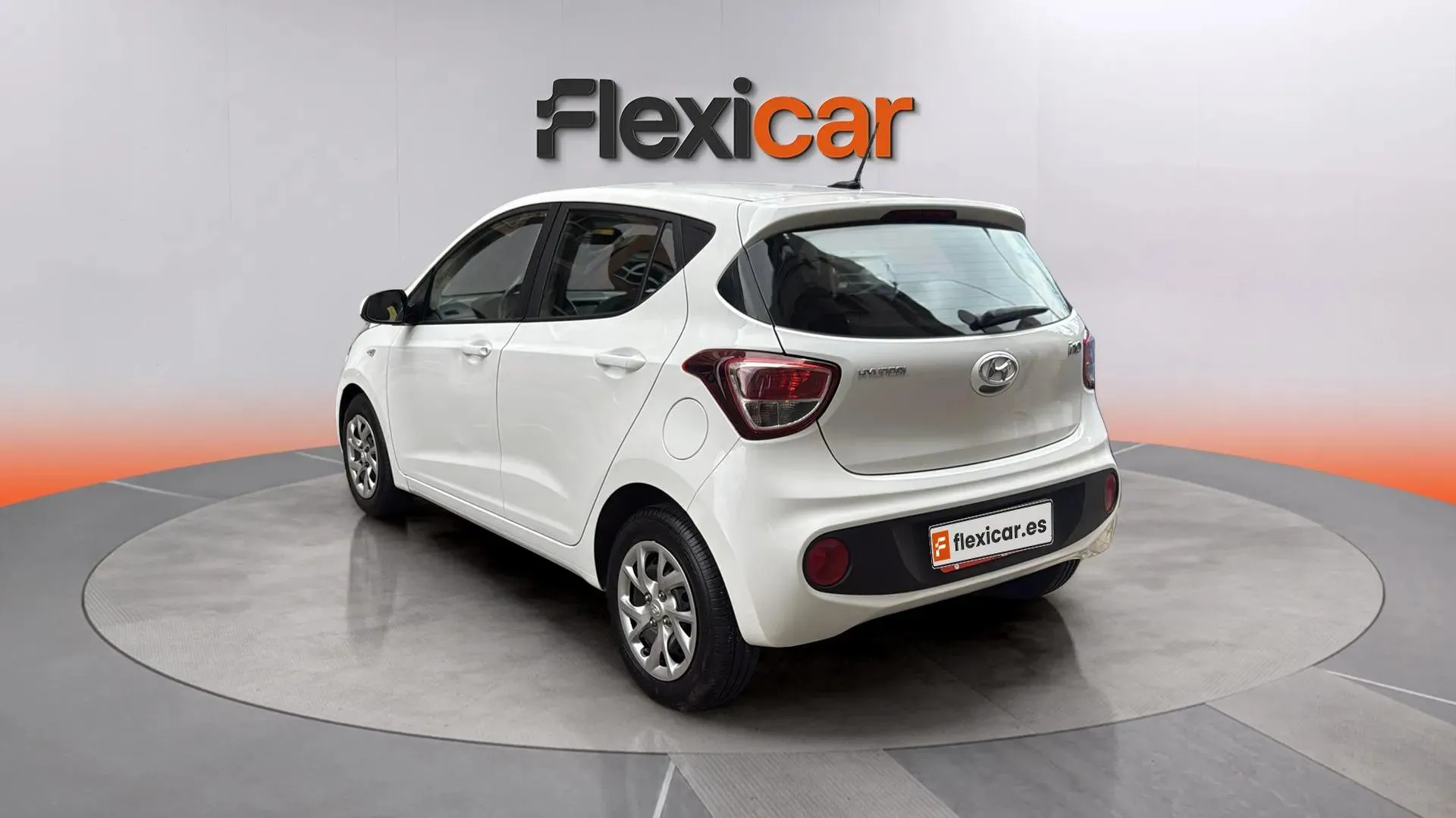 Hyundai i10 1.0 Klass - foto 6