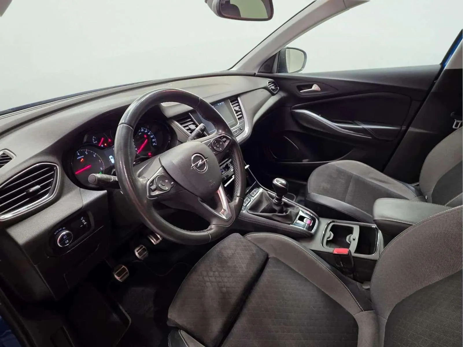 Opel Grandland 1.5 CDTi Design Tech - foto 12