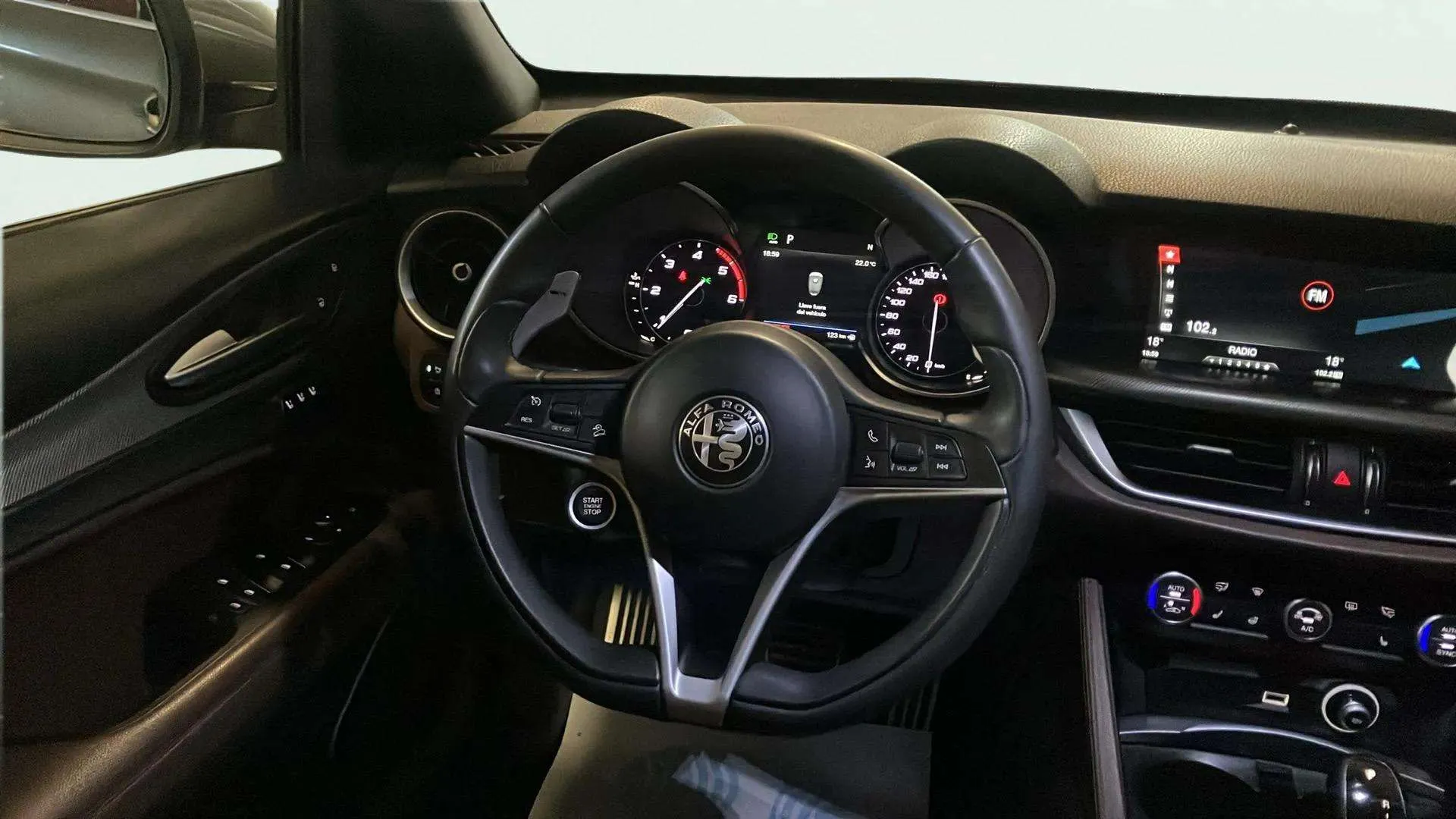 Alfa Romeo Stelvio 2.2 D 210 Executive Q4 - foto 13