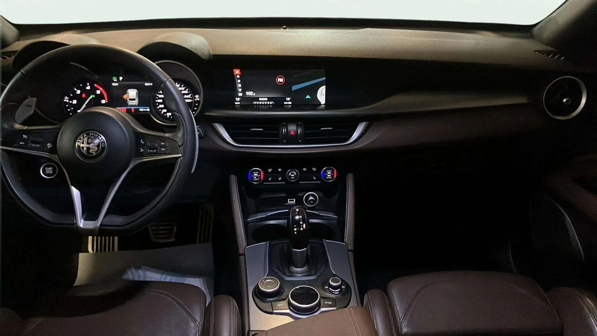 Alfa Romeo Stelvio 2.2 D 210 Executive Q4 - foto 11