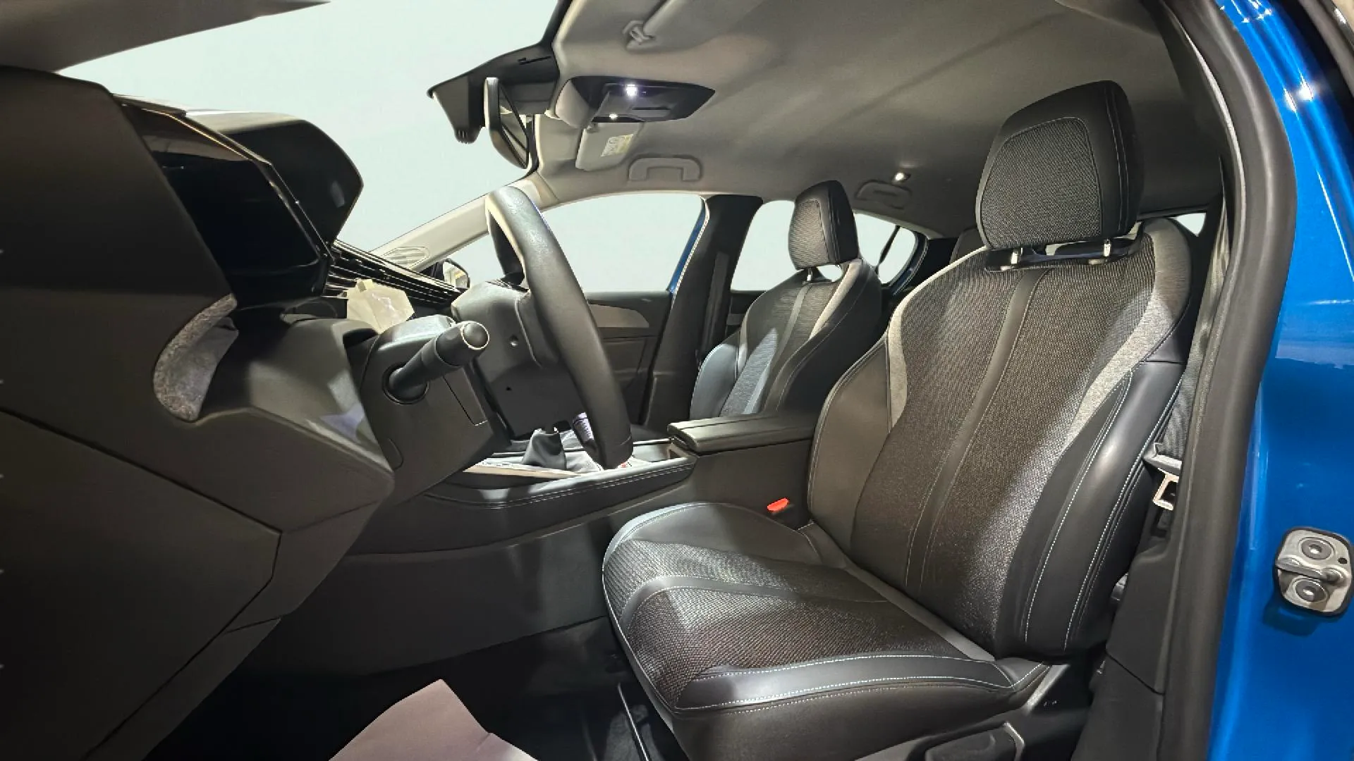 Peugeot 308 Active Pack PureTech 130 - foto 11